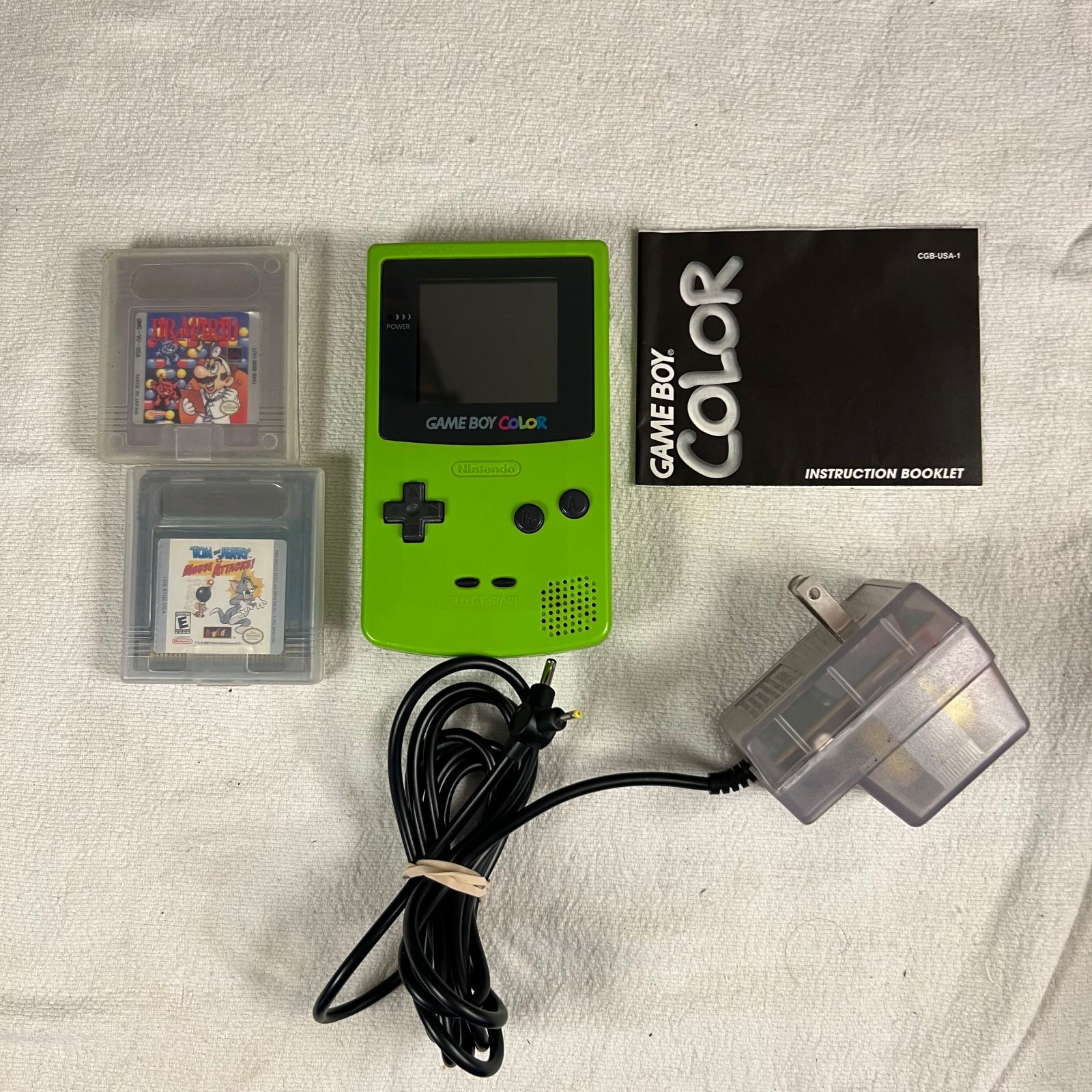 Nintendo Game Boy Color Kiwi Green CGB-001 GBC + Charger Manual Dr. Mario Tom &