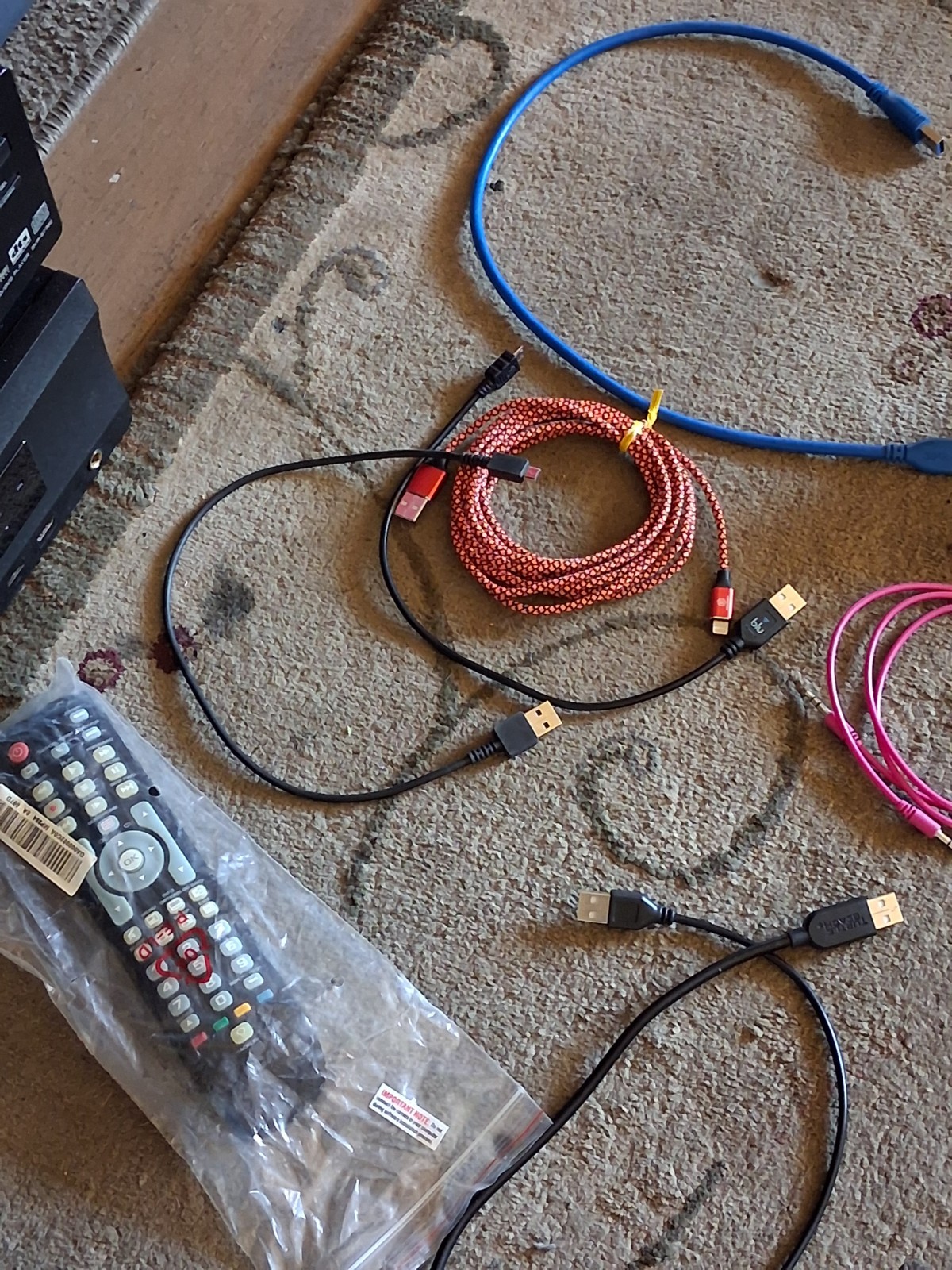 Vintage ✨️ Used PWR Cords,Cables,Hdmi,RCA,Sony Playstation 2 Cables ,All In PICS