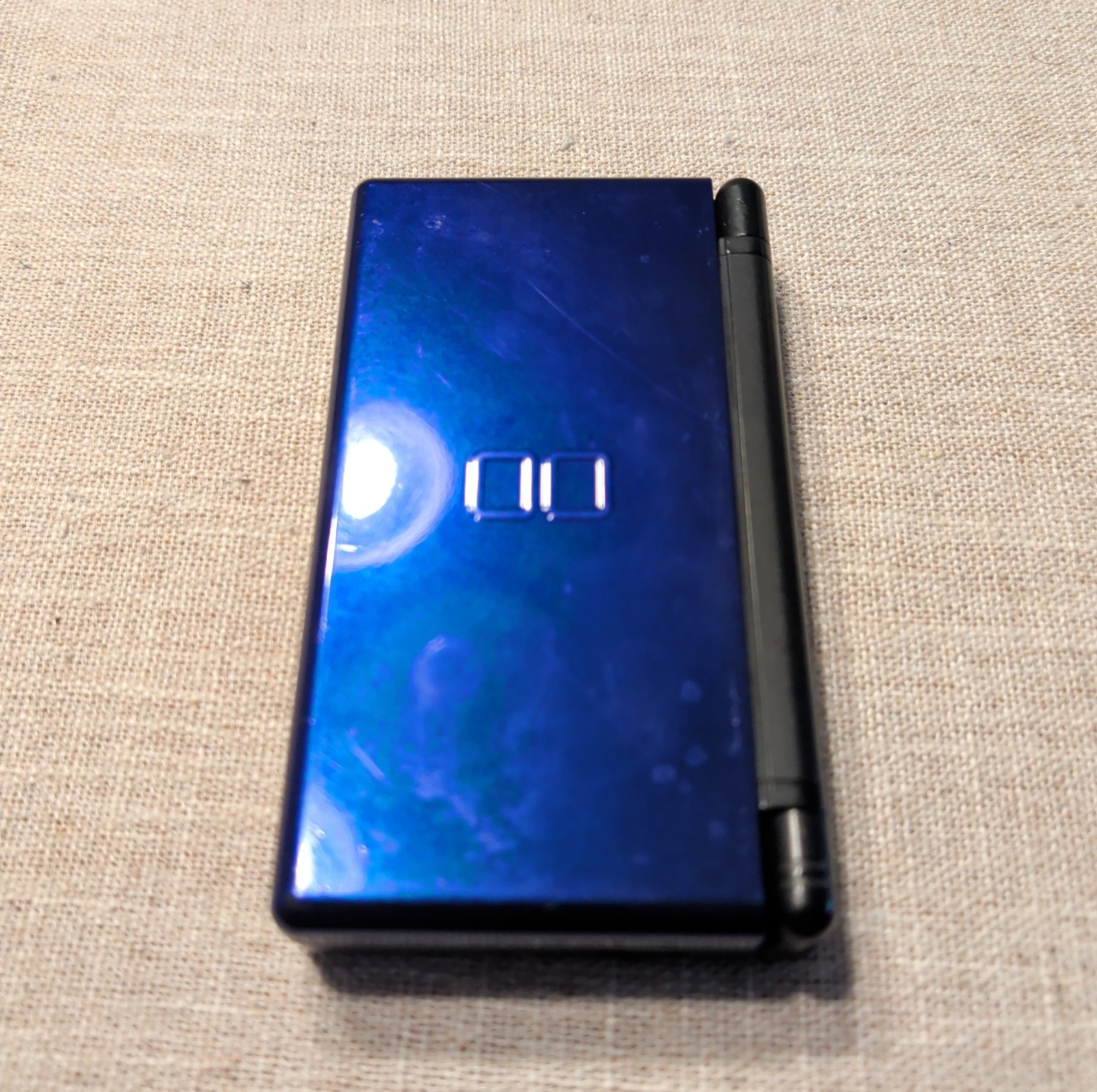 Nintendo DS Lite Cobalt Blue/Black Handheld Console W Charger. Tested