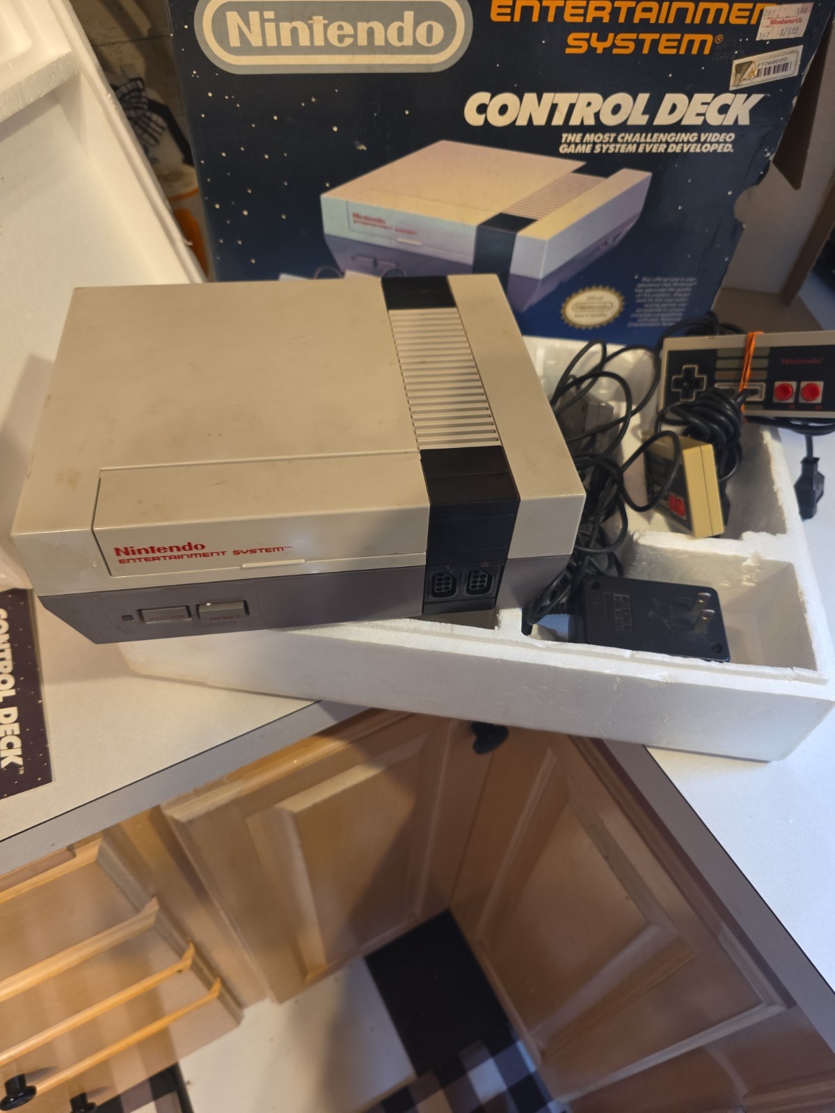 Nintendo Entertainment System – Control Deck Console – Complete in Box