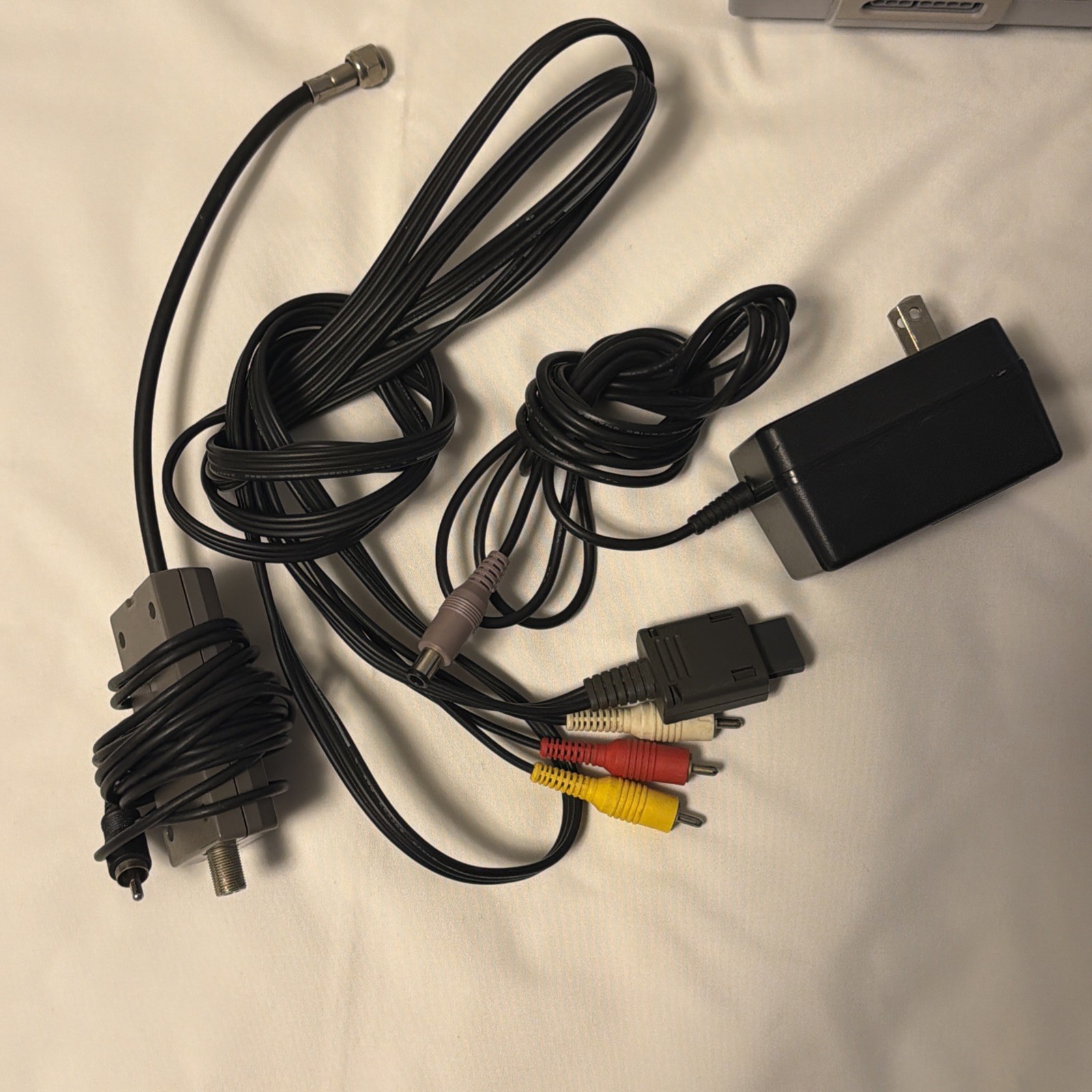 Super Nintendo SNES Console – Tested Working Cords Controllers