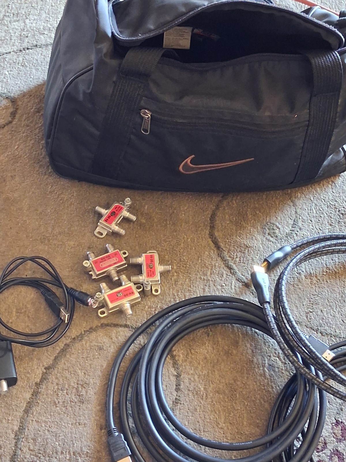 Vintage ✨️ Used PWR Cords,Cables,Hdmi,RCA,Sony Playstation 2 Cables ,All In PICS
