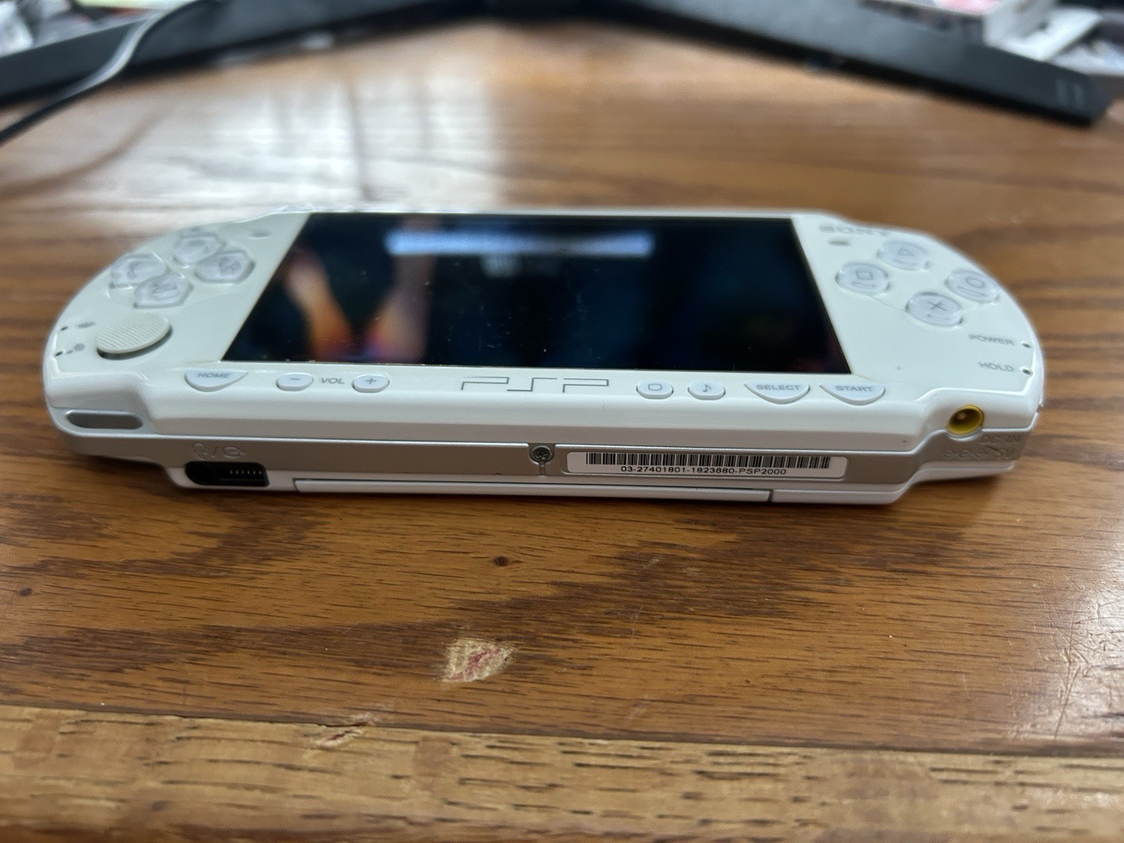 Sony PSP 2000 Launch Edition Ceramic White Handheld System Good Shape Tested!