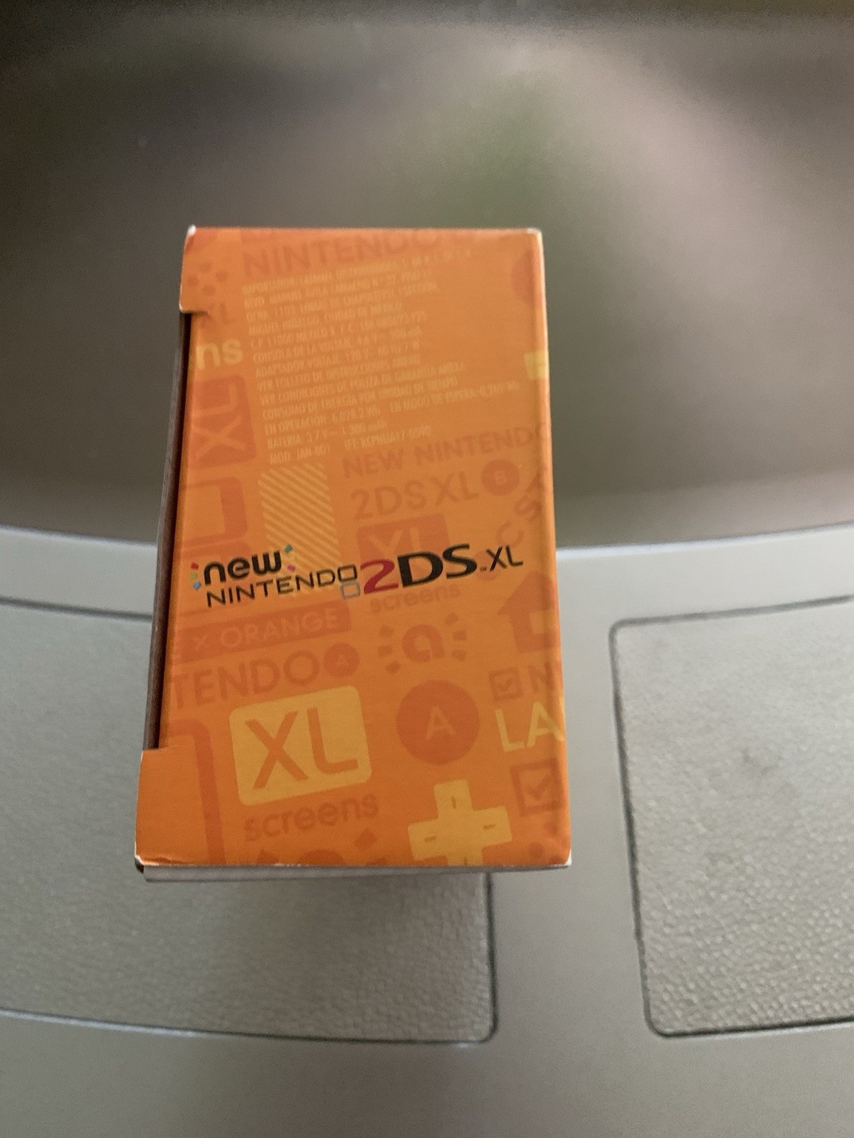 Nintendo 2DS XL Console – White/Orange Box Only
