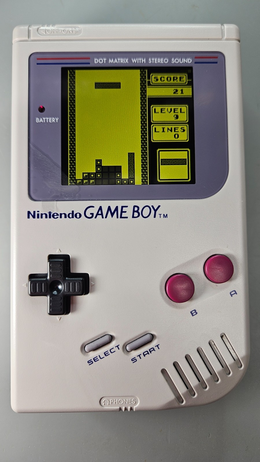 SL-DMG-01 – OEM Game Boy Internals – IPS Display, 10hr battery, Tetris, & Case!