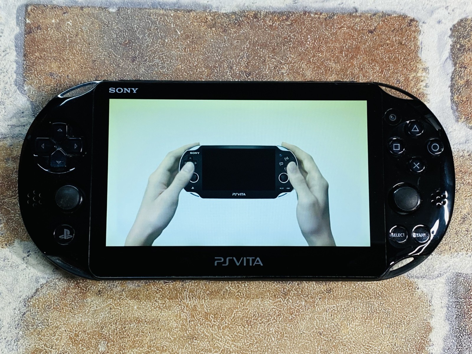 PS Vita PCH 2000 Black SONY PlayStation Japan 16GB Charger MobileCase 1Game No2D