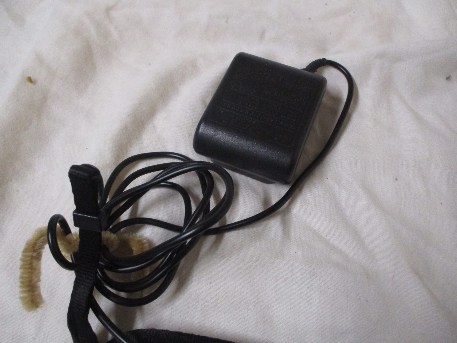 NINTENDO DS BLUE WITH GAMEBOY ADVANCE AND DS ABILITY 1 ARM BROKE