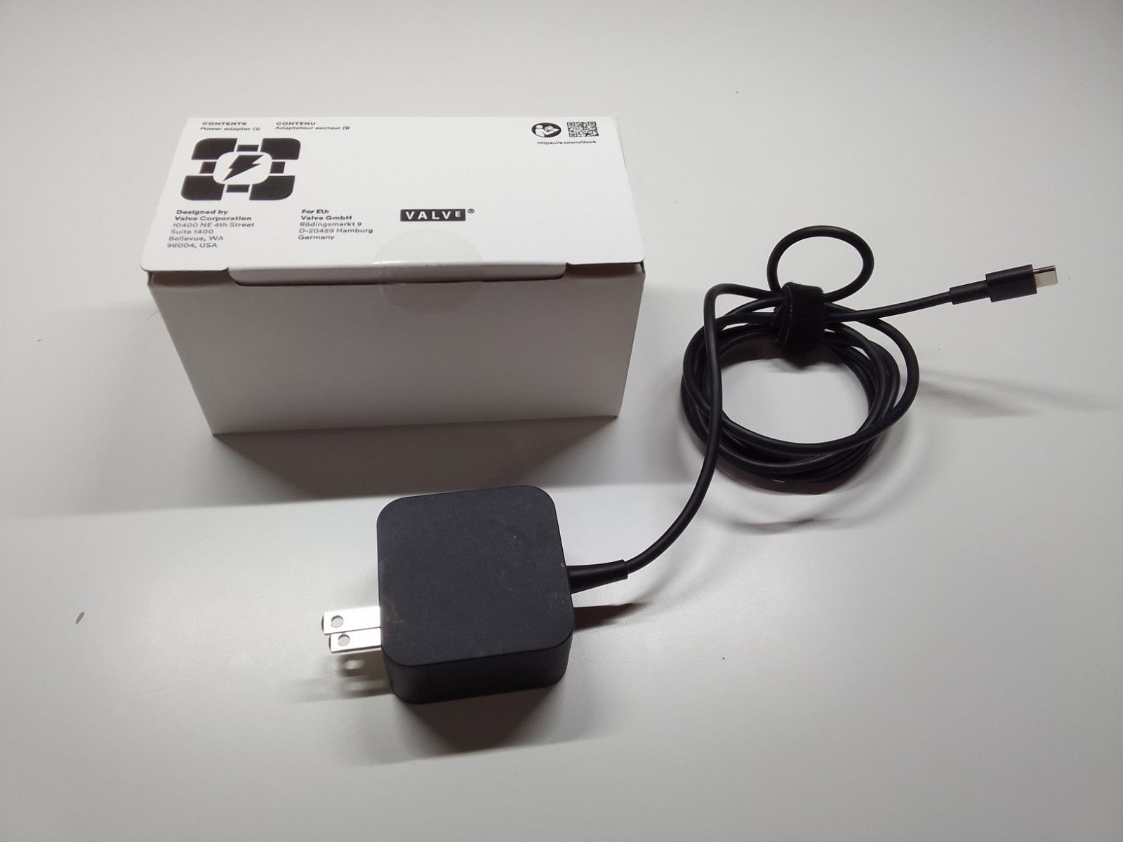 Steam Deck LCD 1TB w/ 256GB SD, Hall effect Joysticks, Dock, Case, etc.