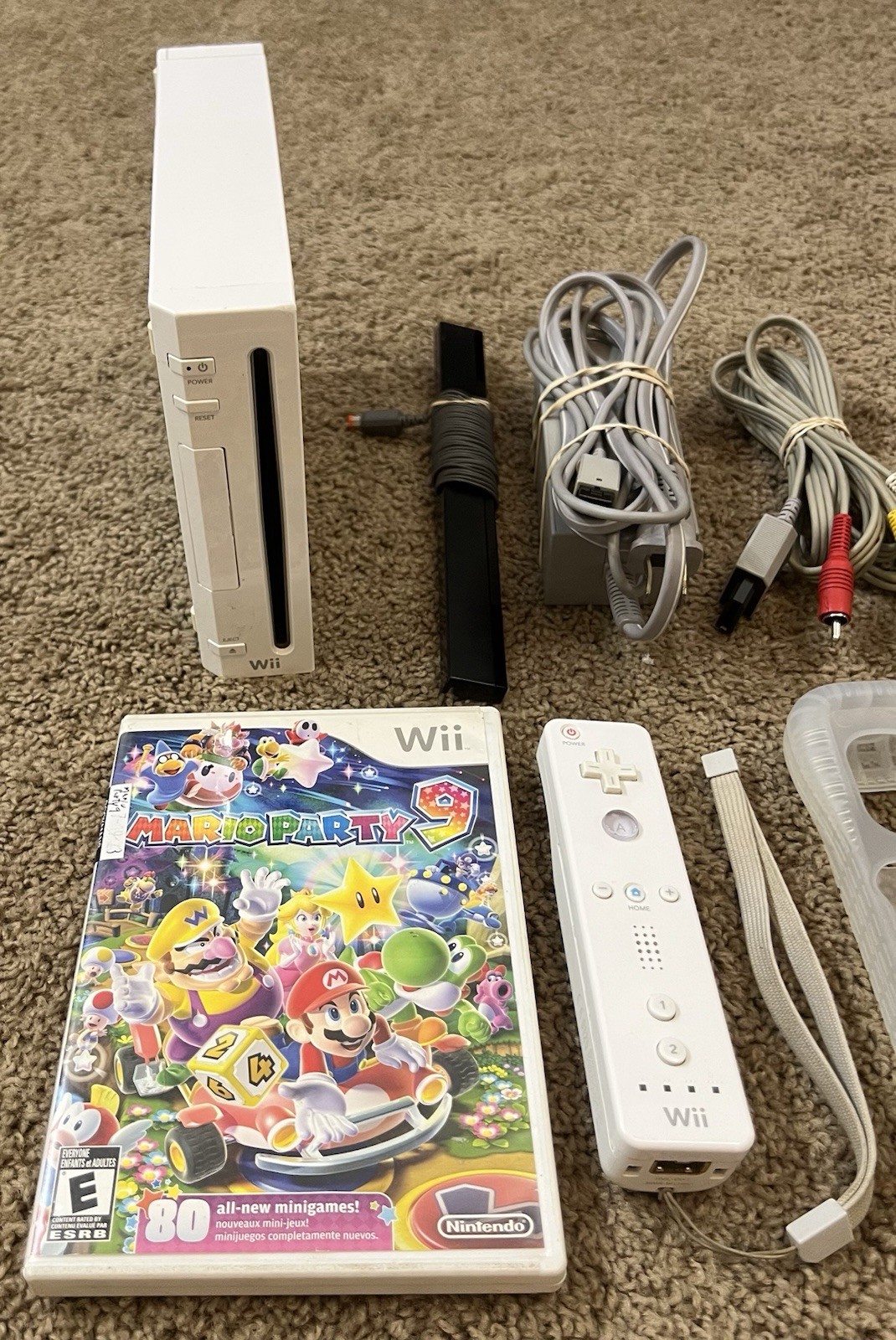 Nintendo Wii Console Bundle + Mario Party 9