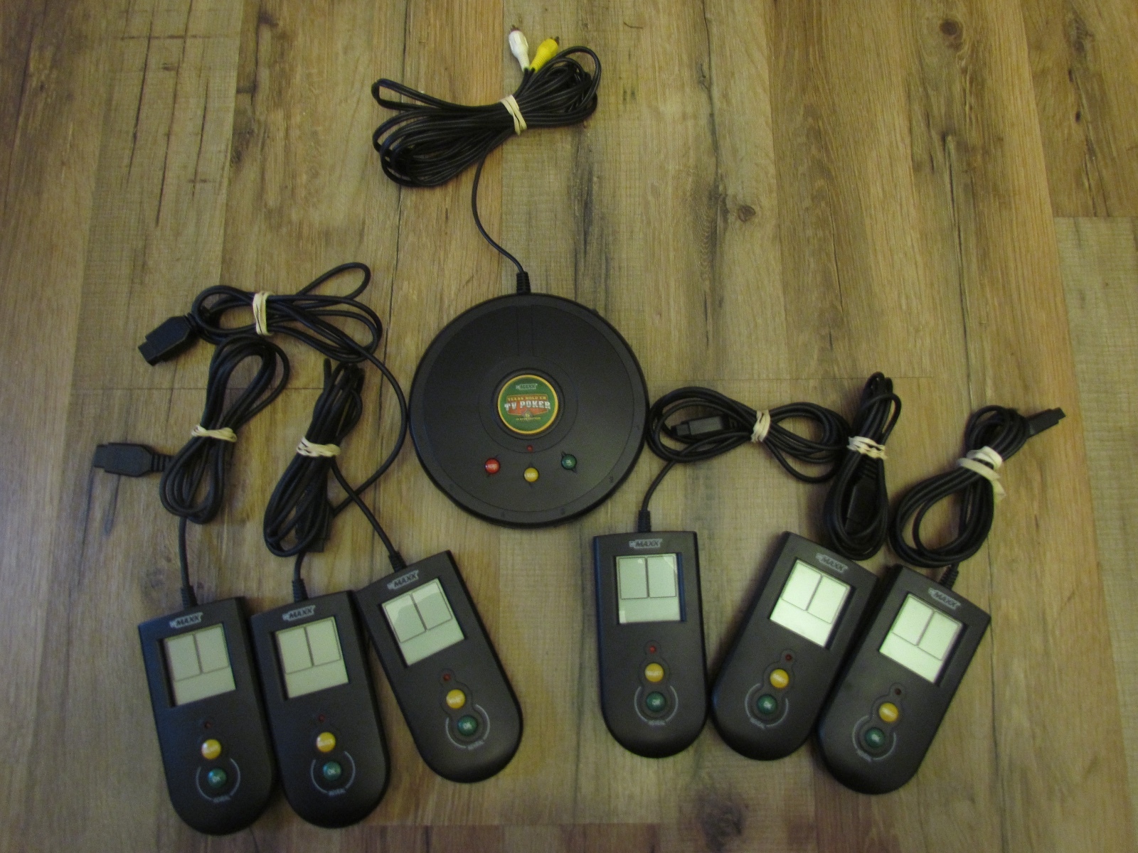 PLUG N PLAY CONSOLE TV POKER TEXAS HOLD EM 6 PLAYER EDITION VS MAXX