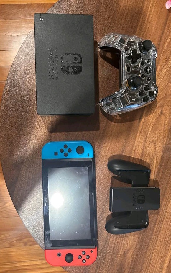Nintendo Switch HAC-001 Console 32GB w/ Neon Red/Blue Joy-Con & Dock