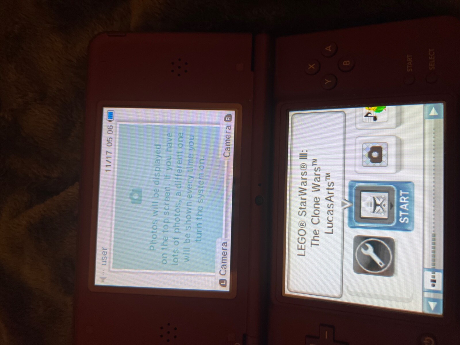 Nintendo DSi XL Console – Red