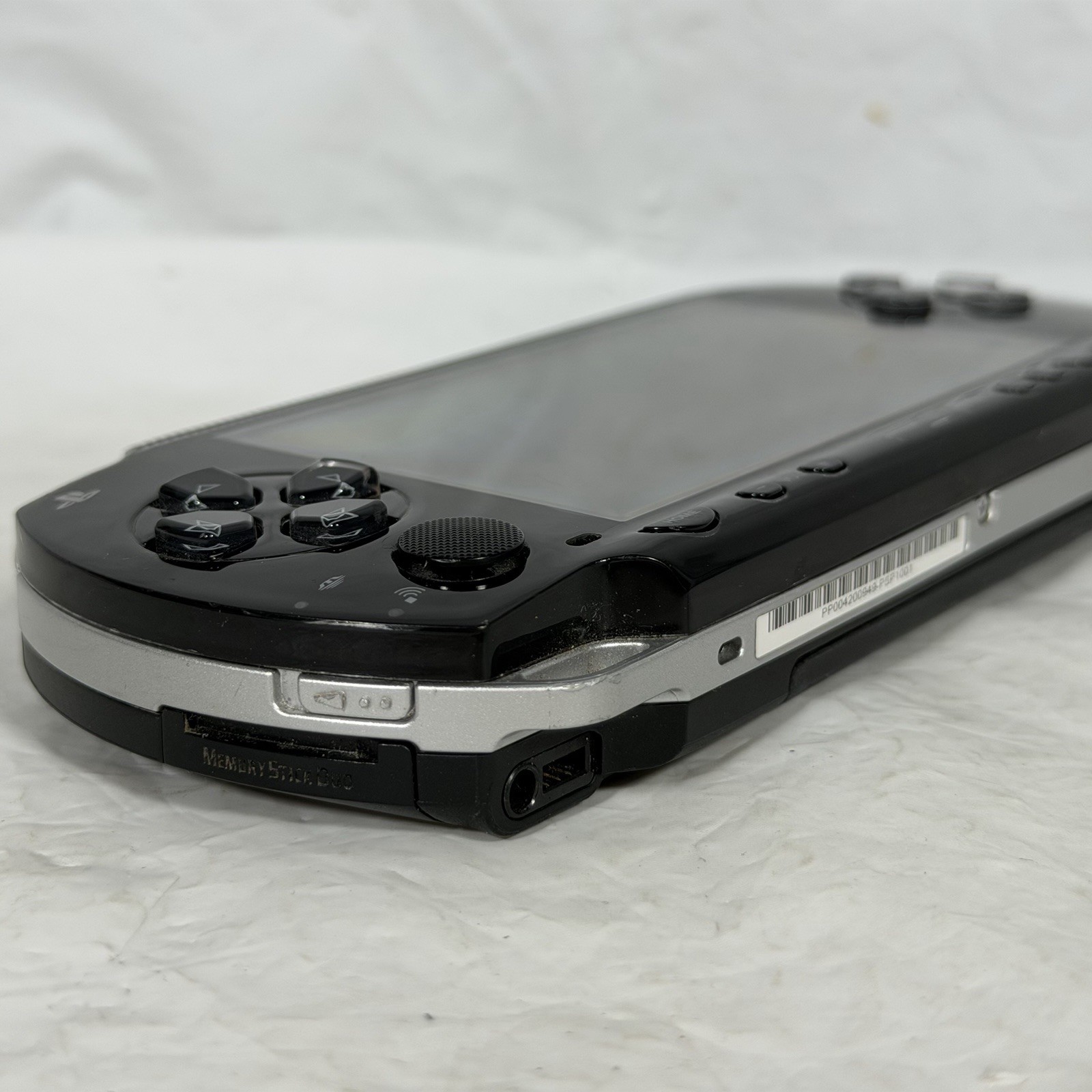 Sony PlayStation Portable (PSP)-1001 2 Games, Charger, And Accessories, Tested