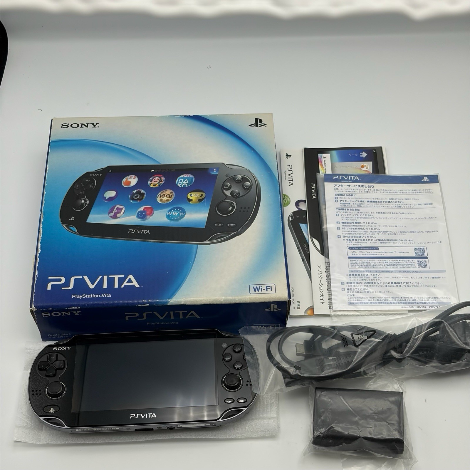 SONY PS Vita PCH-1000/1100 Console Black in Box