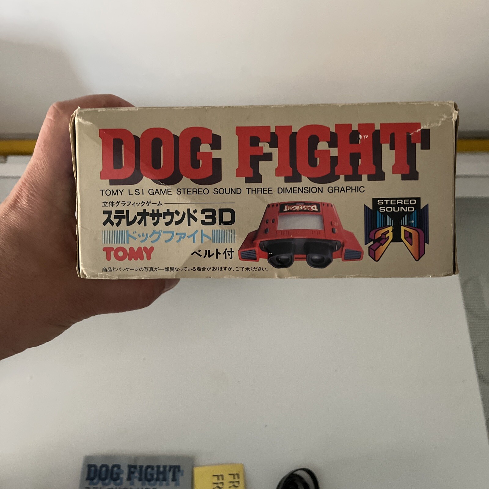 Vintage TOMY DOG FIGHT 3D Stereo Handheld LCD Game 1983 BOX TOMYTRONIC