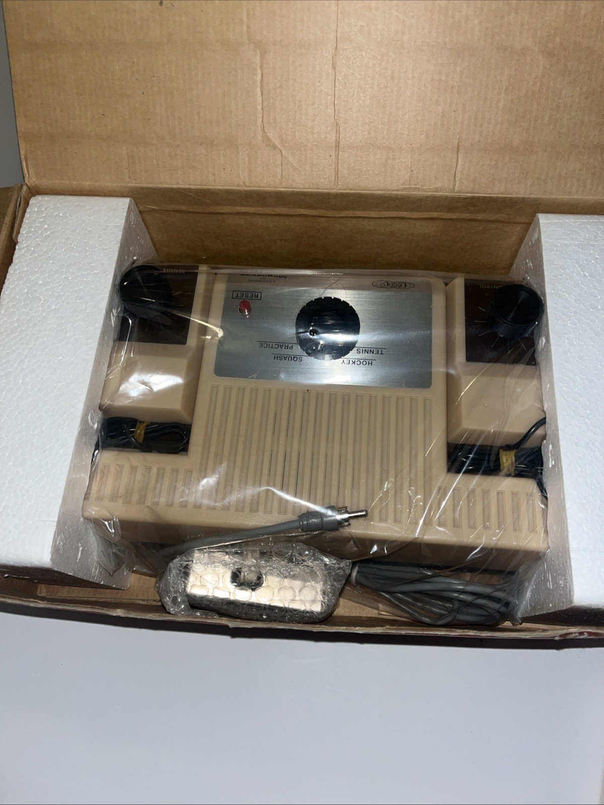 E&P EP800 Sharp Magnavox 4 Sports Electronic Video Games 1977 Manual Box