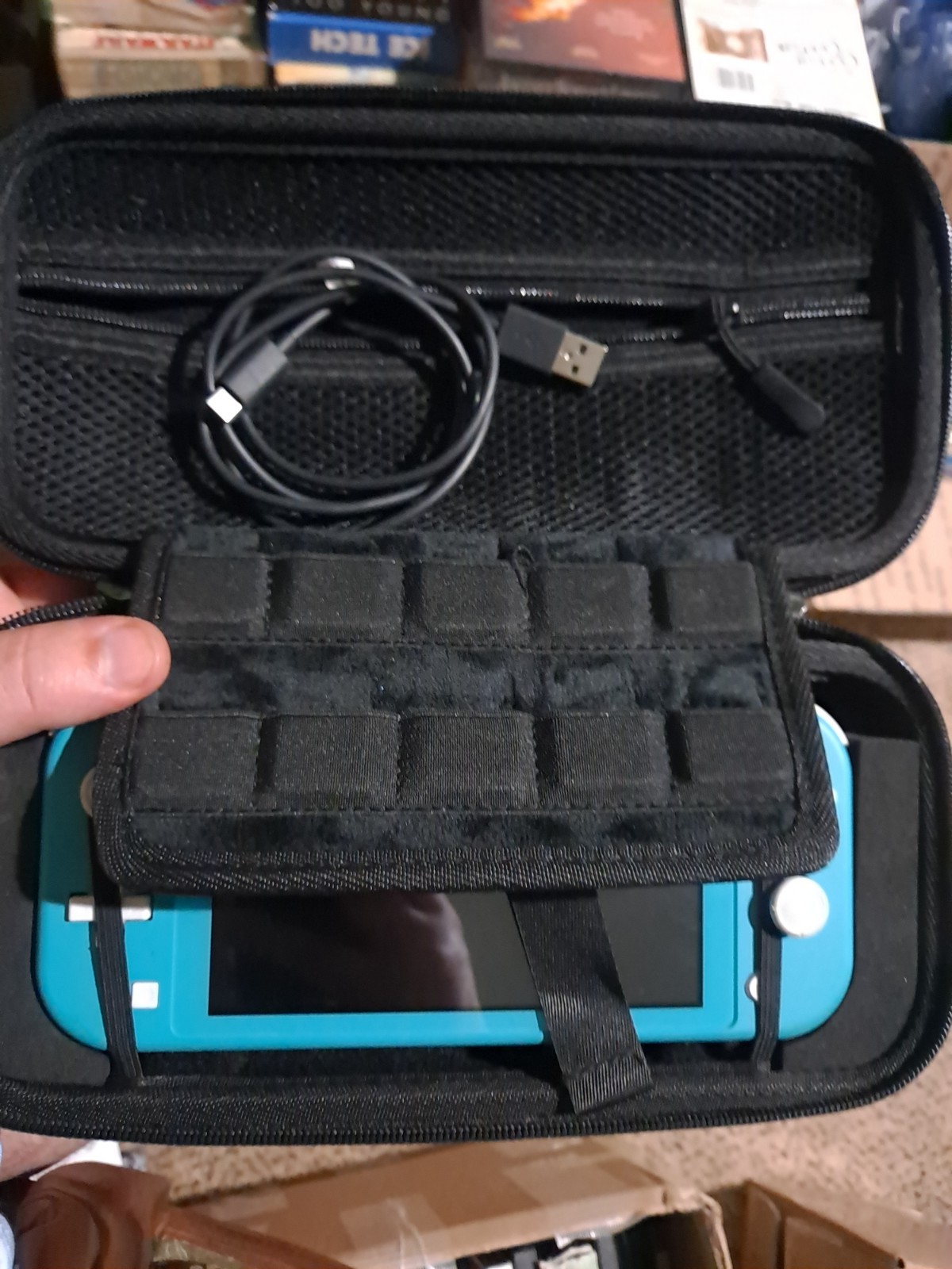 Nintendo Switch Lite 32GB Turquoise Handheld Gaming Console HDH-001 W/Carry Case