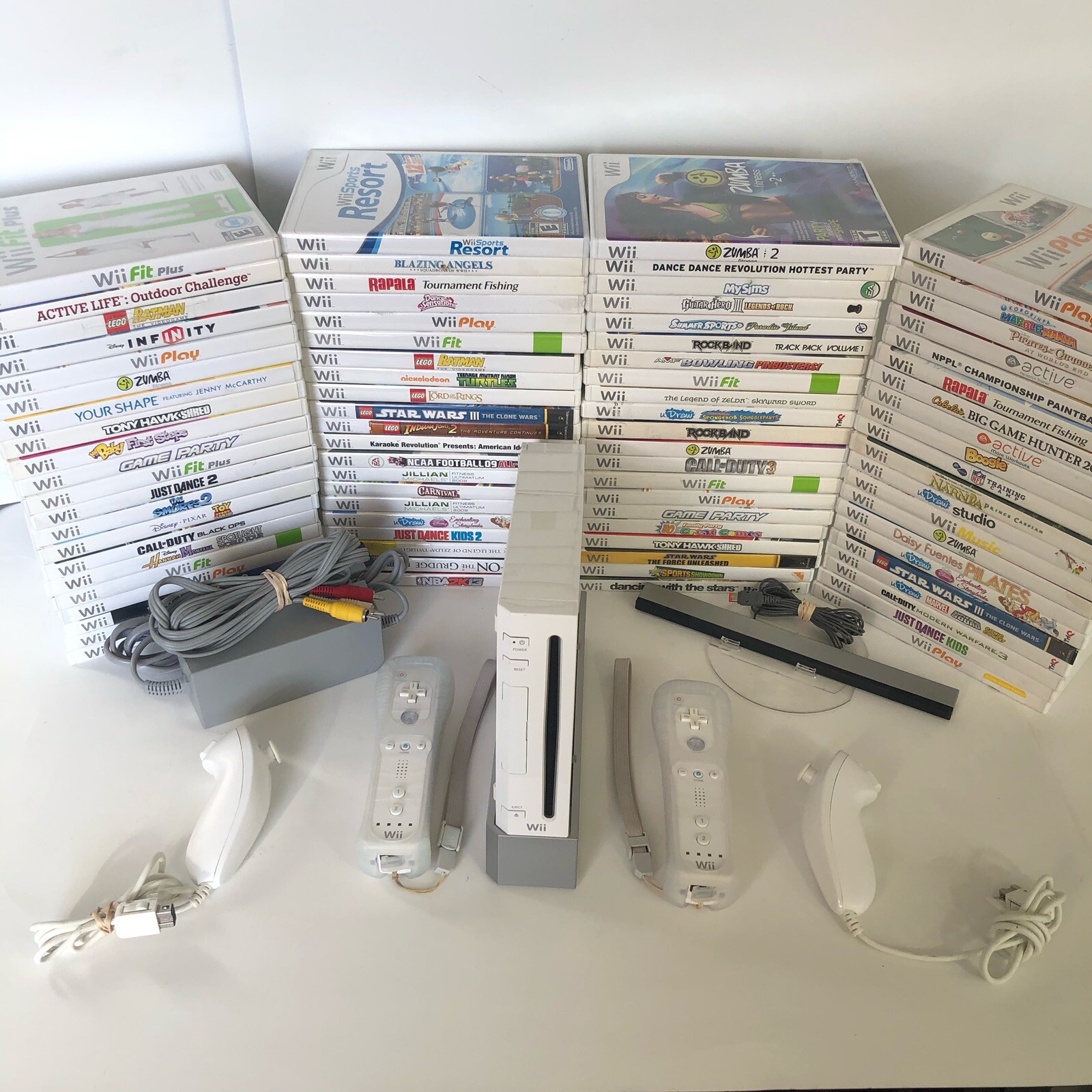 SAME DAY SHIPPING🚚💨 Nintendo Wii System Console 2 Controllers GAMES BUNDLE