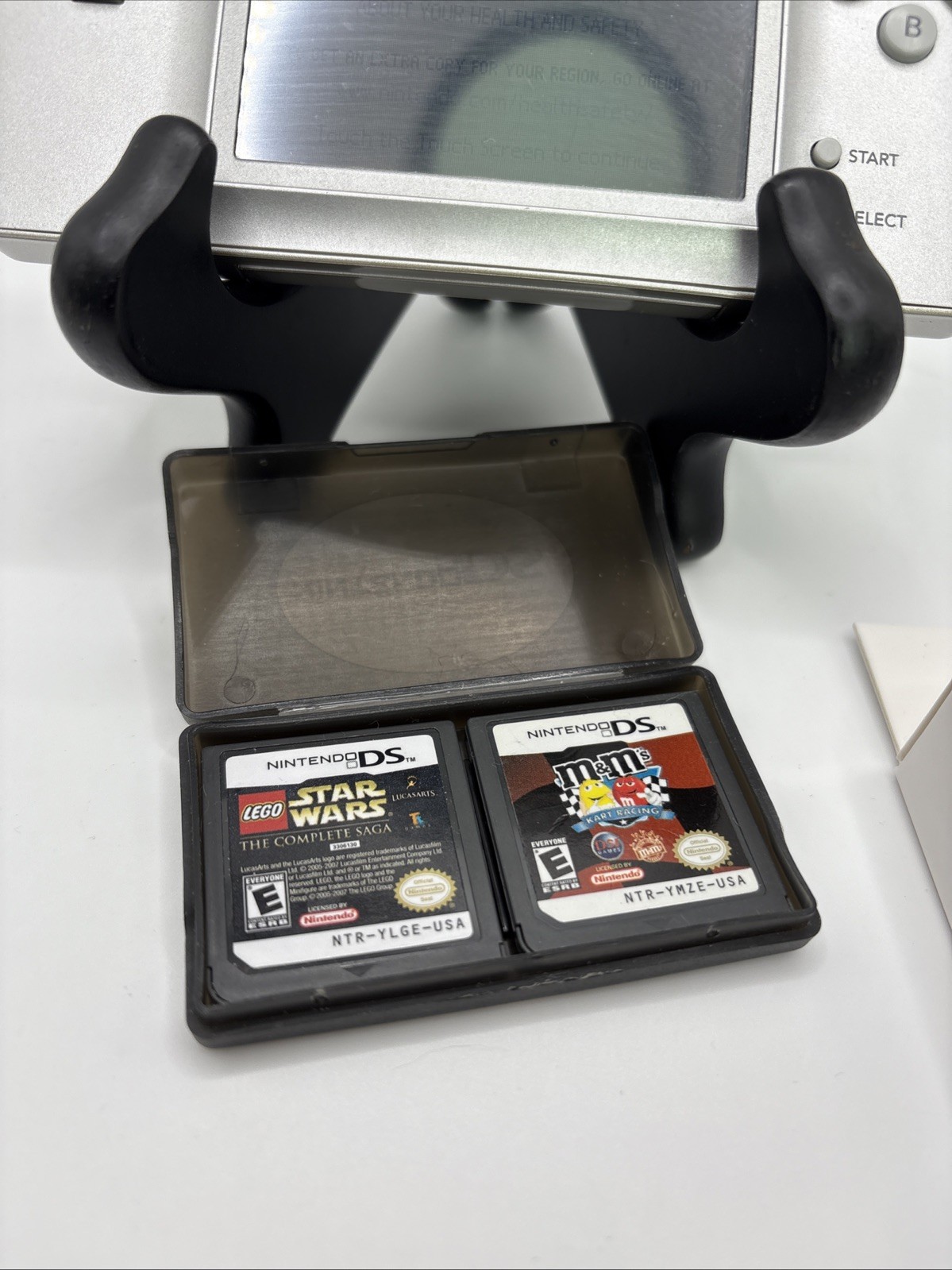 Nintendo DS Lite Console – Gray TESTED Bundle w/ Games+ Charger