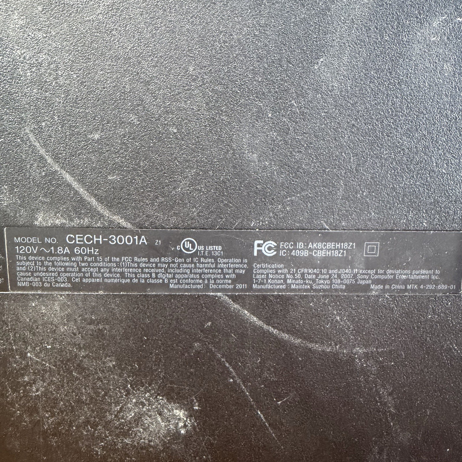 PlayStation 3 & Two Wireless Controllers CECH-3001A Slim Console for Parts Only