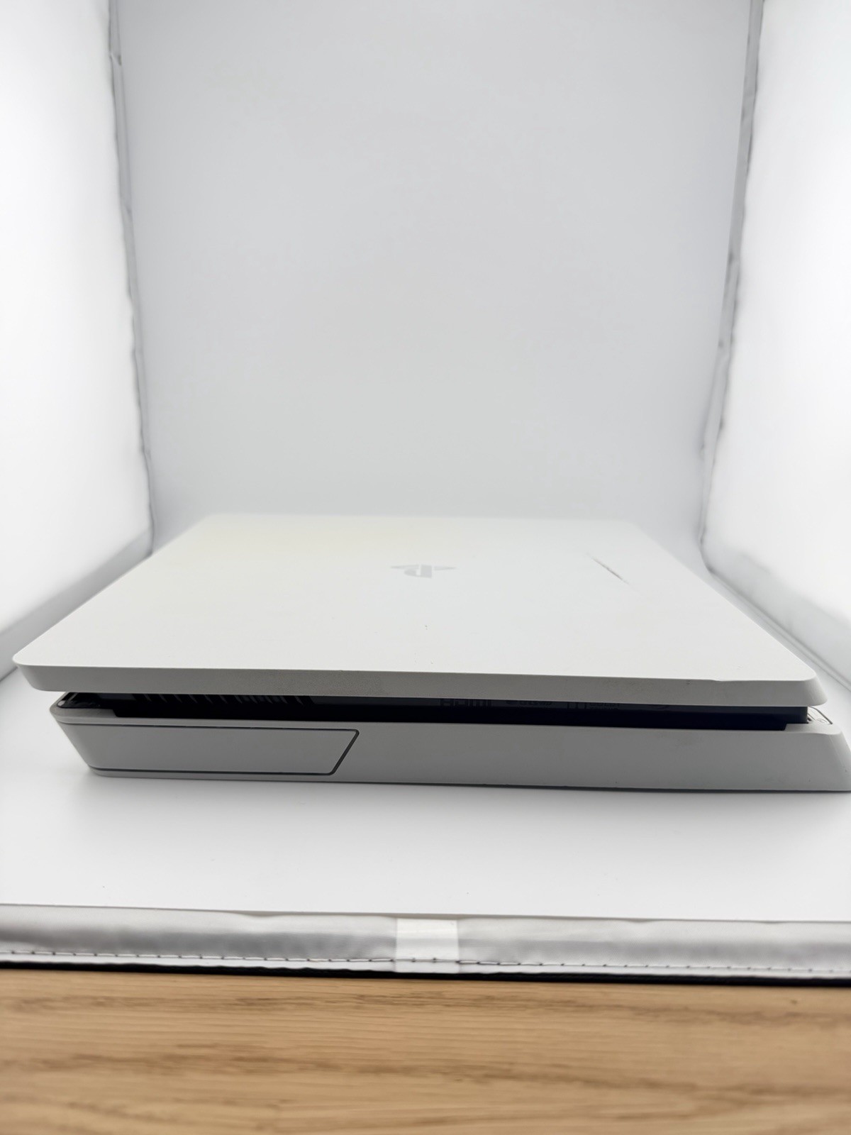 Sony PlayStation 4 Slim PS4 500GB- White Console Fast Free Shipping