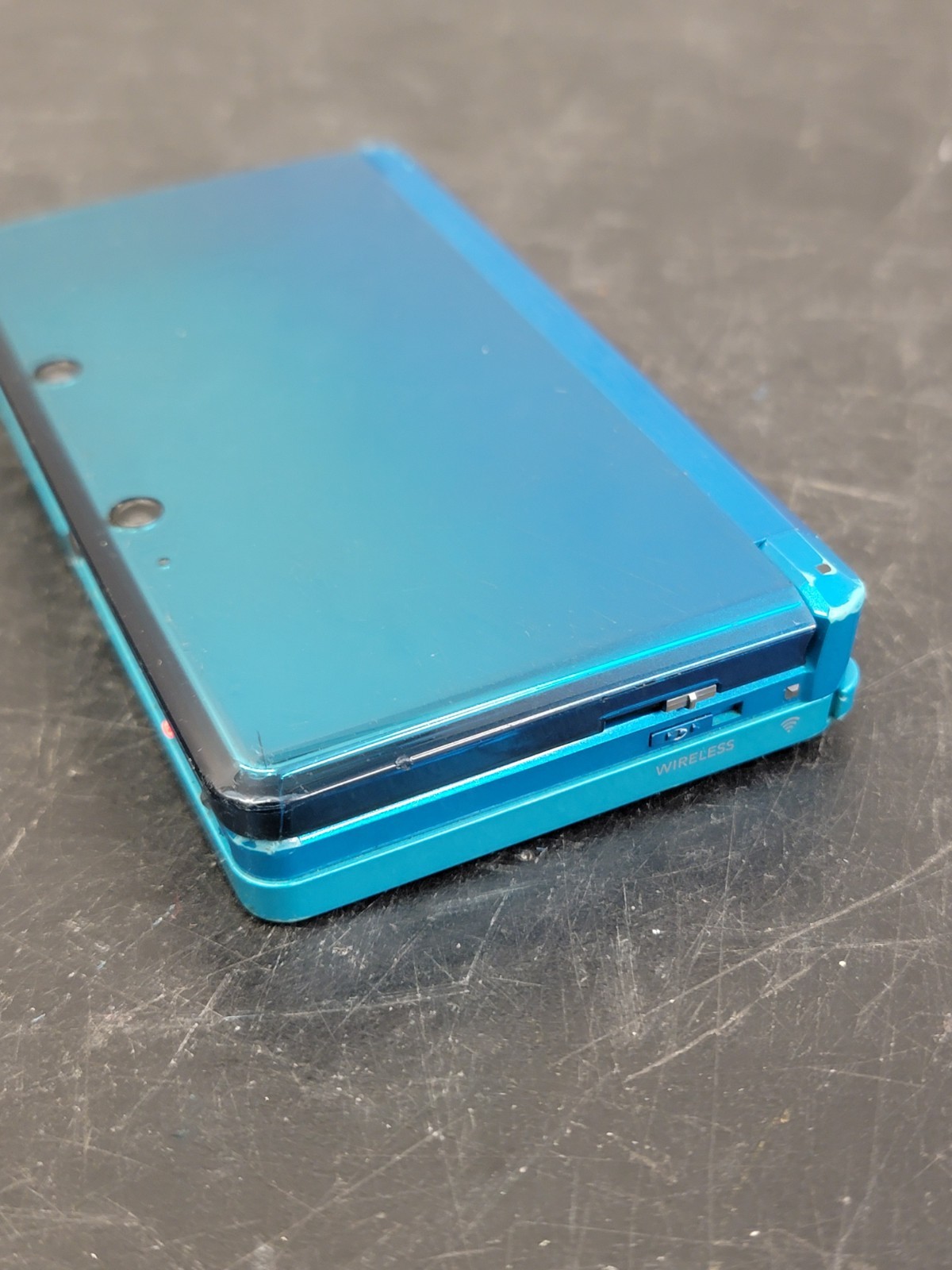 Nintendo 3DS Handheld System – Aqua Blue W/ Charger