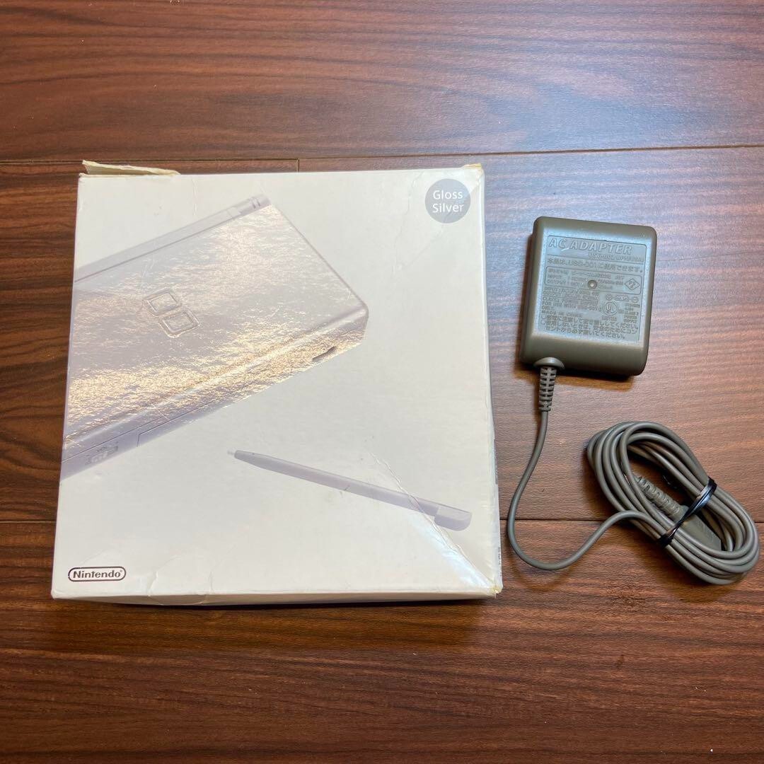 Nintendo DS LITE Gloss Silver 2309 From Japan