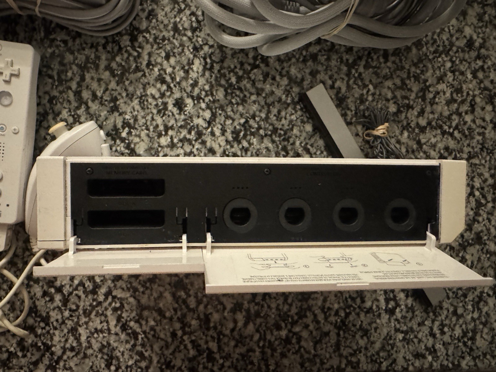 Nintendo Wii Console, Cables, 2 Controller, & 2 Nunchuck OEM Bundle PLEASE READ