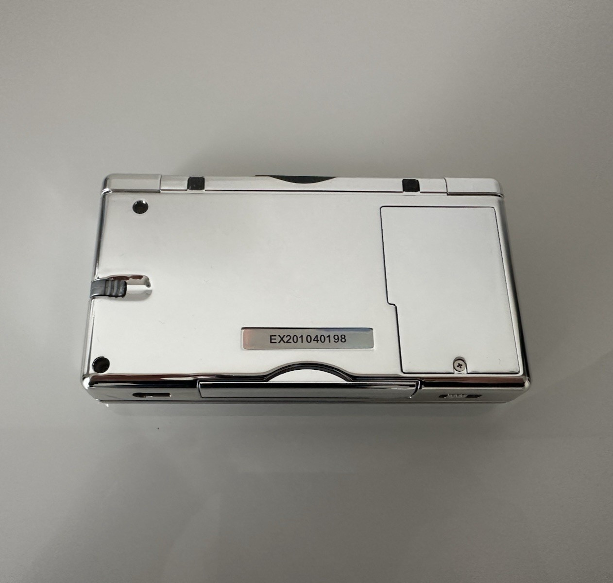 Nintendo DS Lite Custom Silver Chrome 100% Working Charger Included