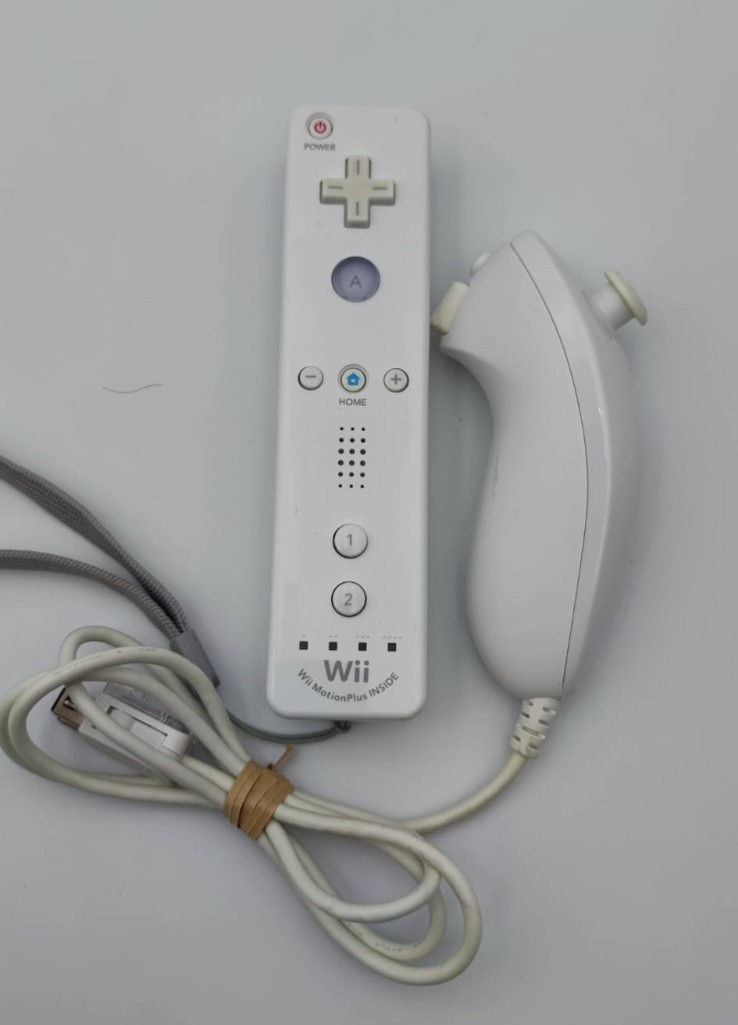 Nintendo Wii Gamecube + Wii Sports + Wii Party + MOTION Controller – Bundle