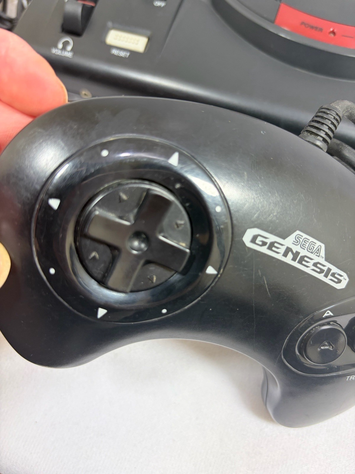 Sega Genesis Model 1601 W 1 Controller/Game Tested *RESET BUTTON NOT WORKING