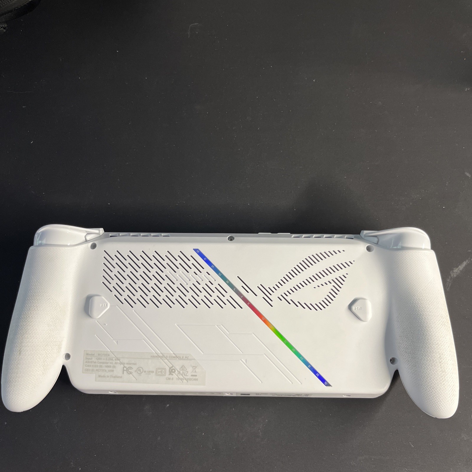 Asus ROG Ally XBOX 7″ AMD Ryzen Z2 A 16GB 512GB White RC73YA Console And Acc