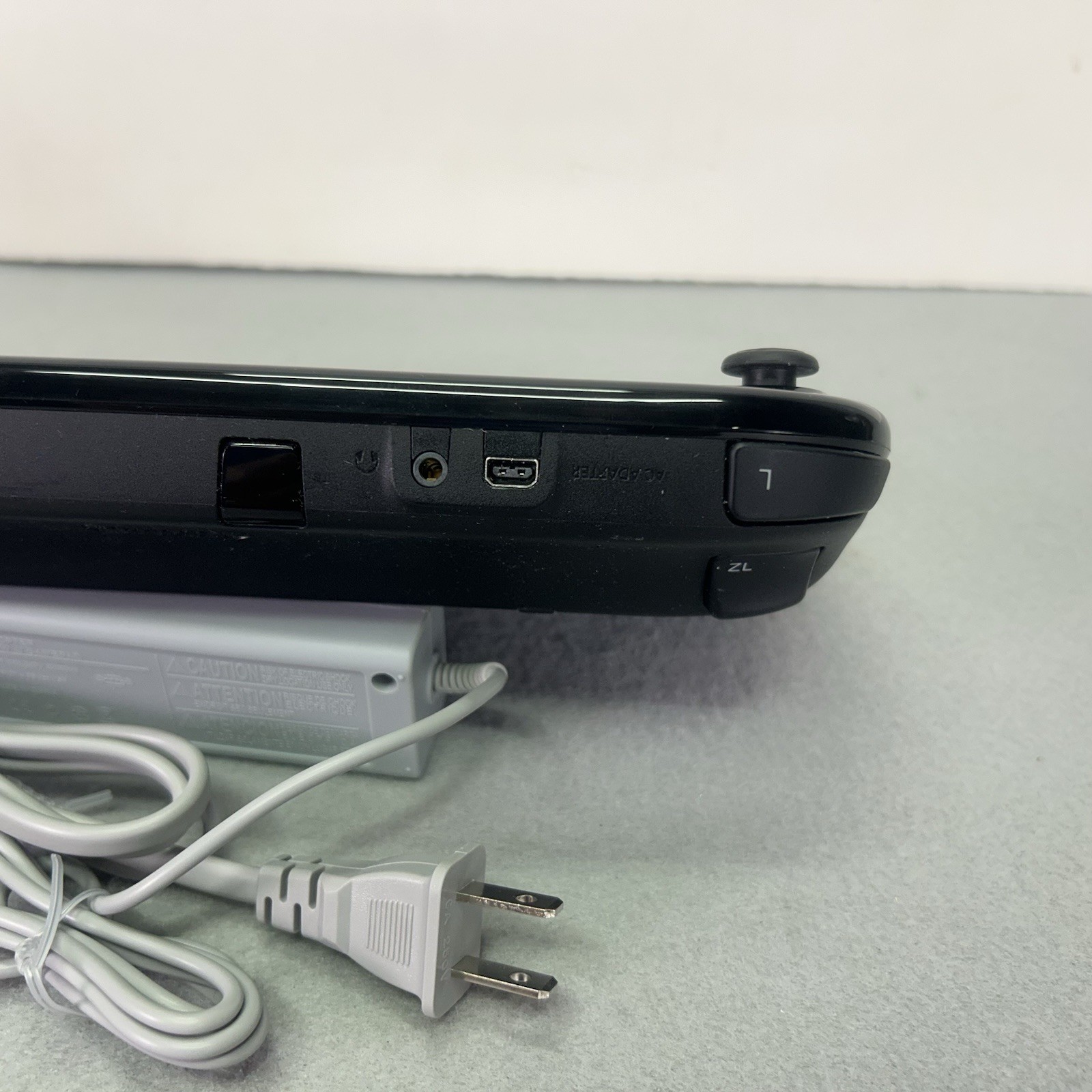 Nintendo Wii U GamePad Controller WUP-010 (USA) Black W Charger Tested Works