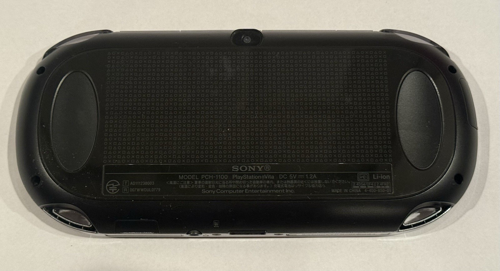 Sony PS Vita PlayStation PCH-1100 Case Charger 8GB Factory Reset Tested Nice!