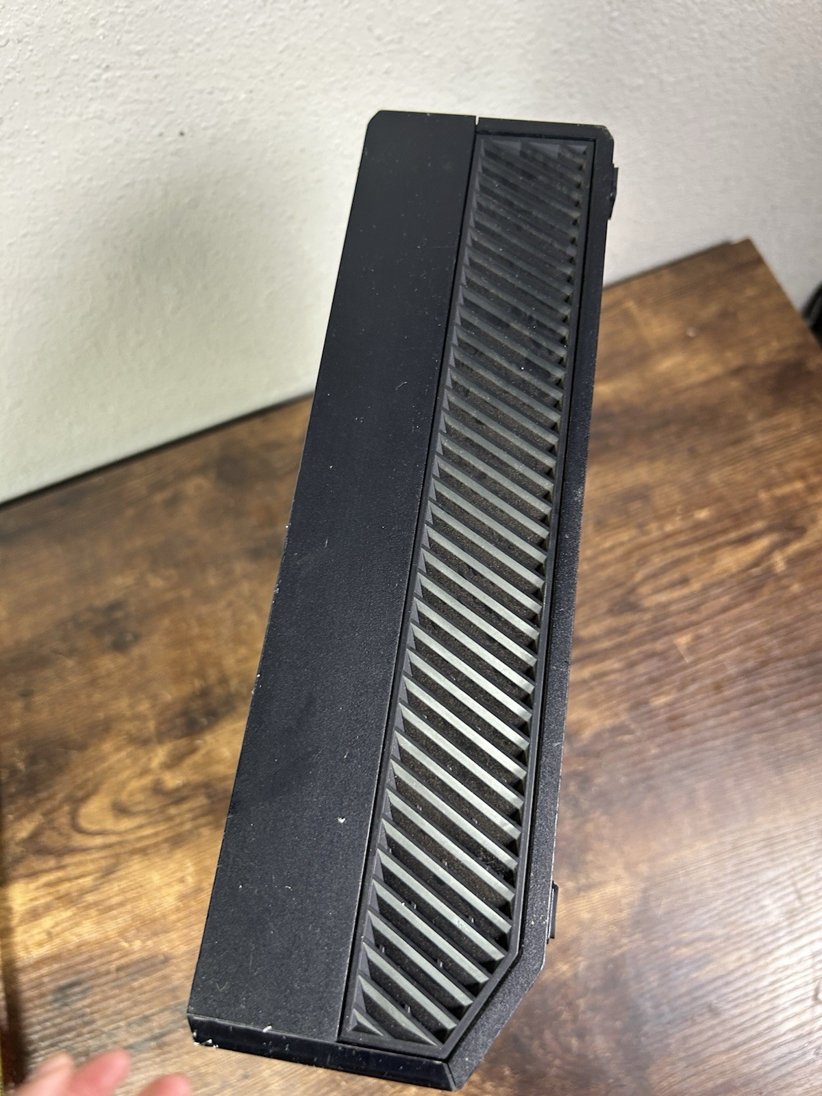MICROSOFT XBOX ONE GAMING CONSOLE | 1540 | 1TB | NO POWER CABLE