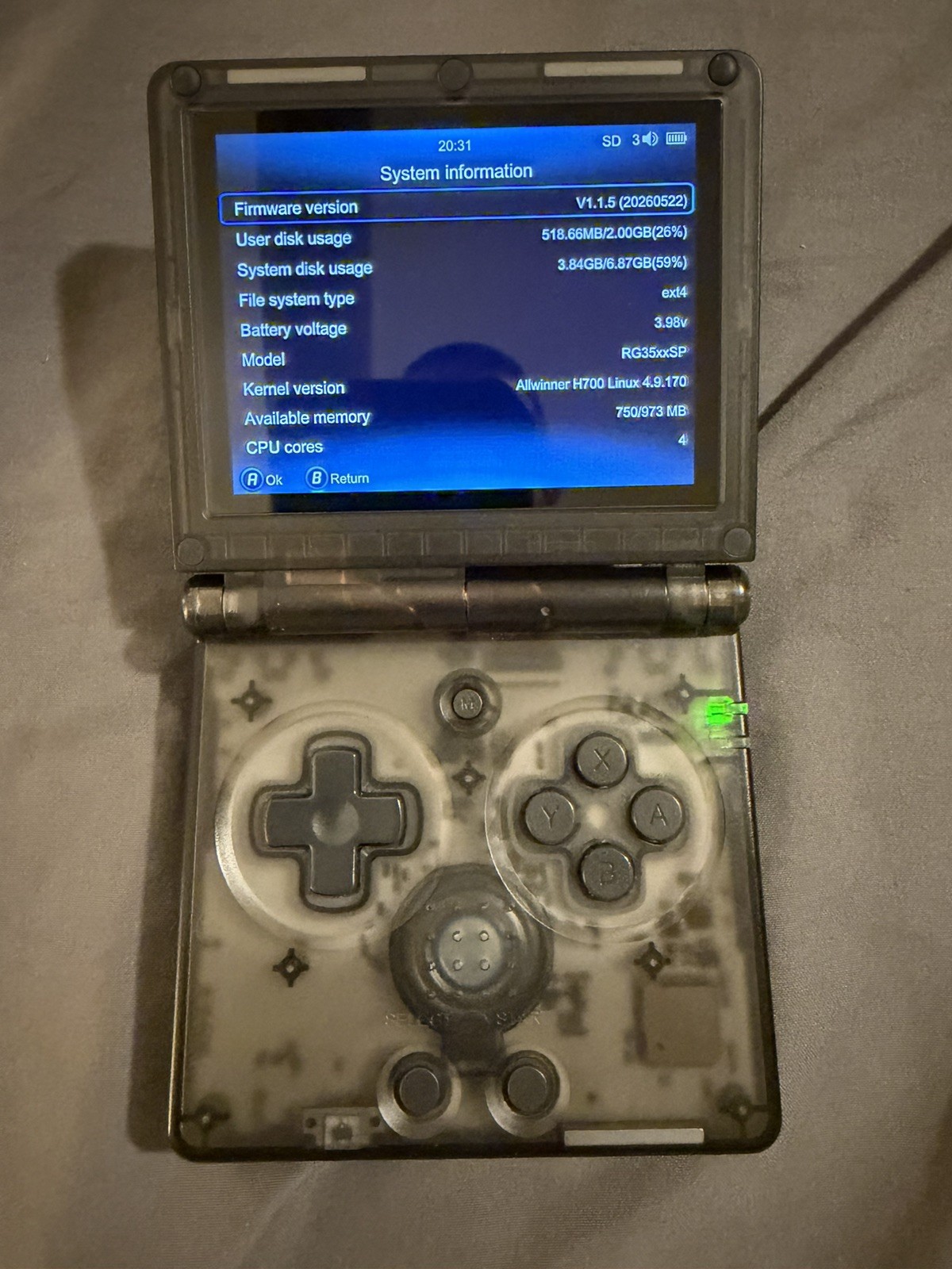 Anbernic RG35XX SP Transparent Black – Used with 64GB SD card