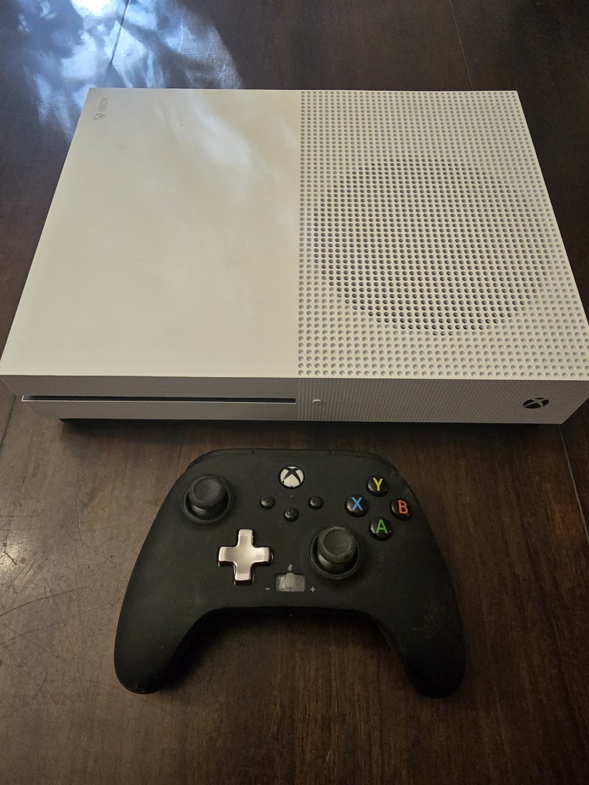 Microsoft Xbox One S Console Bundle w/ Wireless Controller And 1 Game