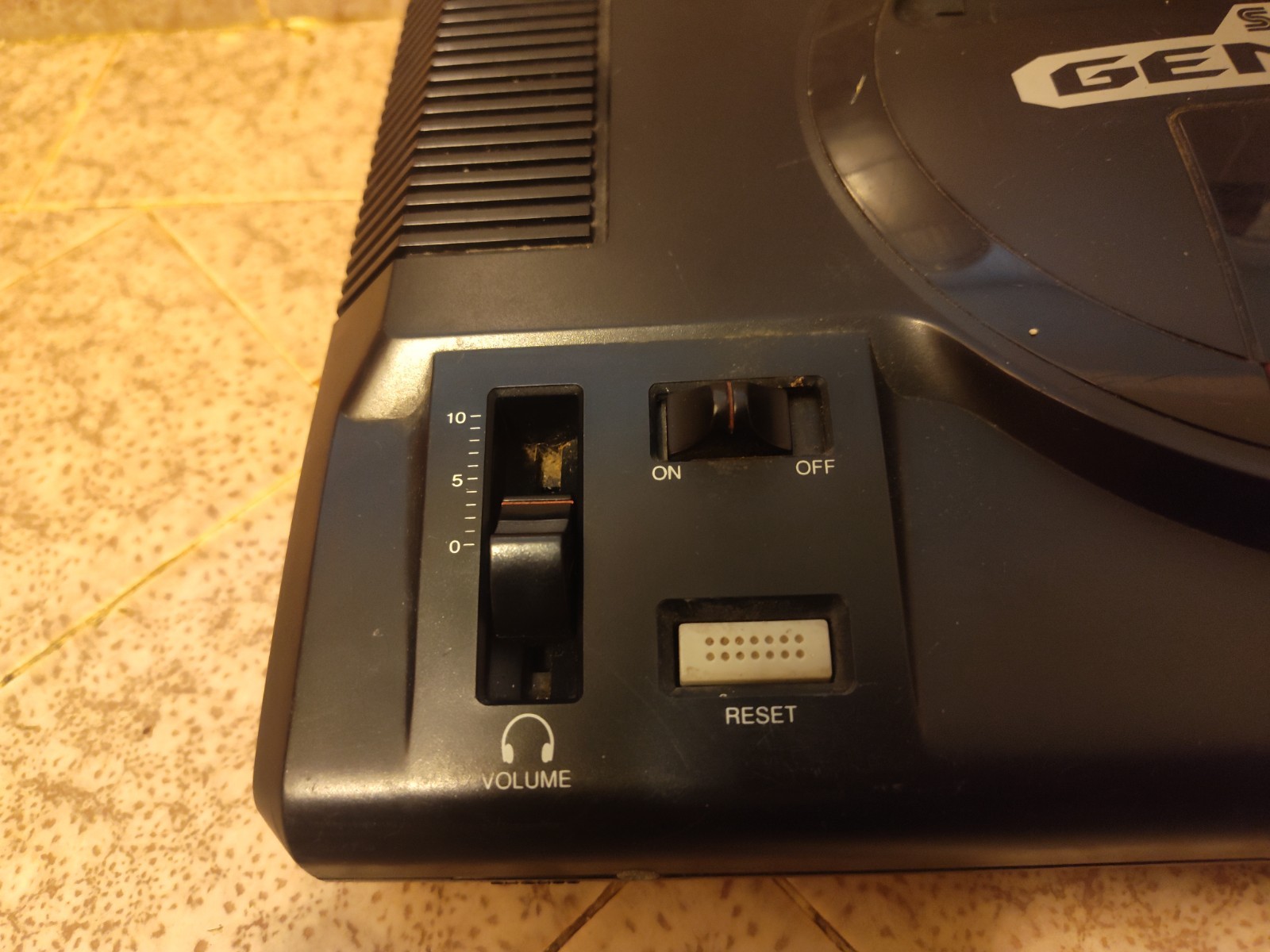 Sega Genesis Model 1 (1601) Console Only Untested Sold AS IS Parts Repair