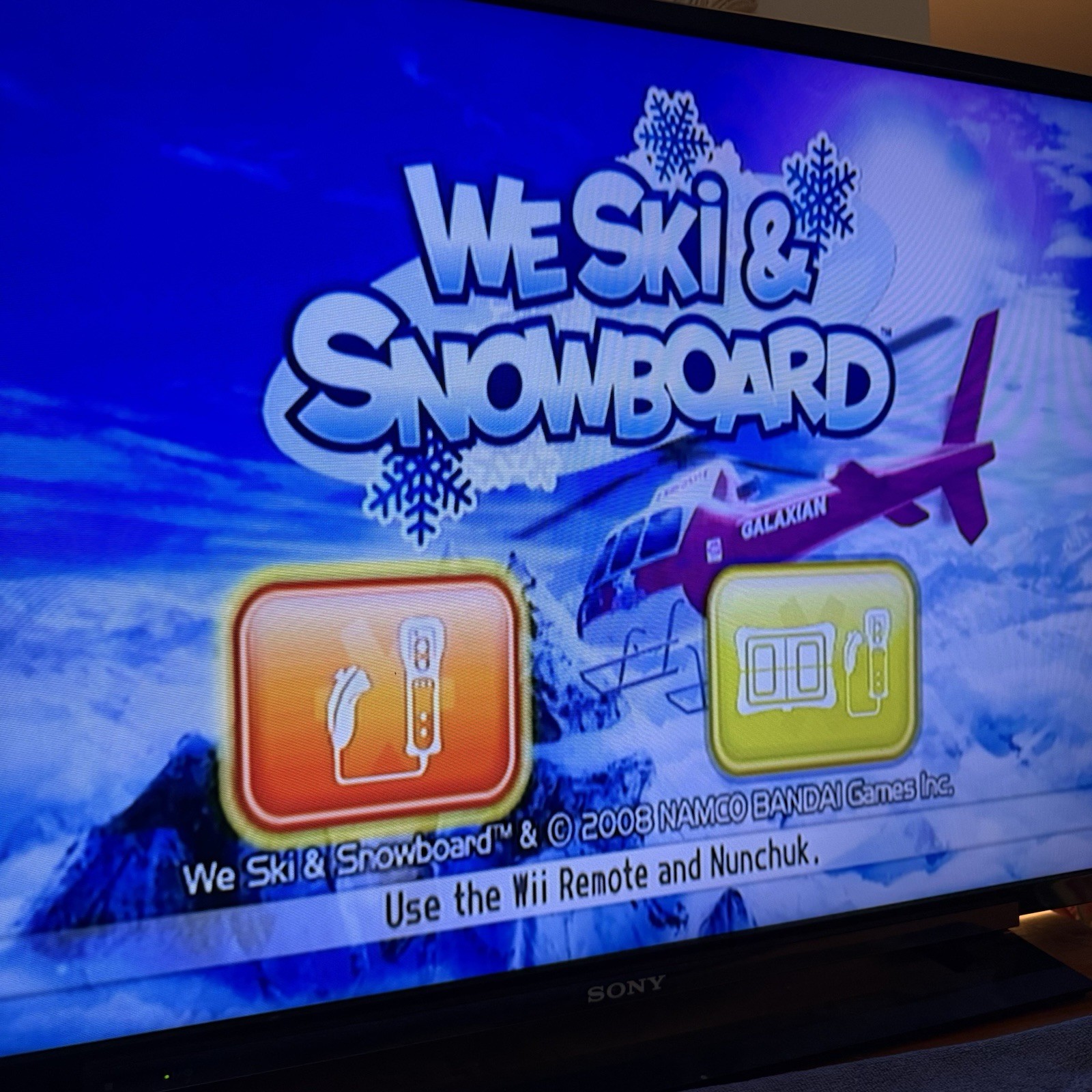 Nintendo Wii Console Bundle w/ Remote, Nunchuk Cords 3 Games Super Mario Galaxy
