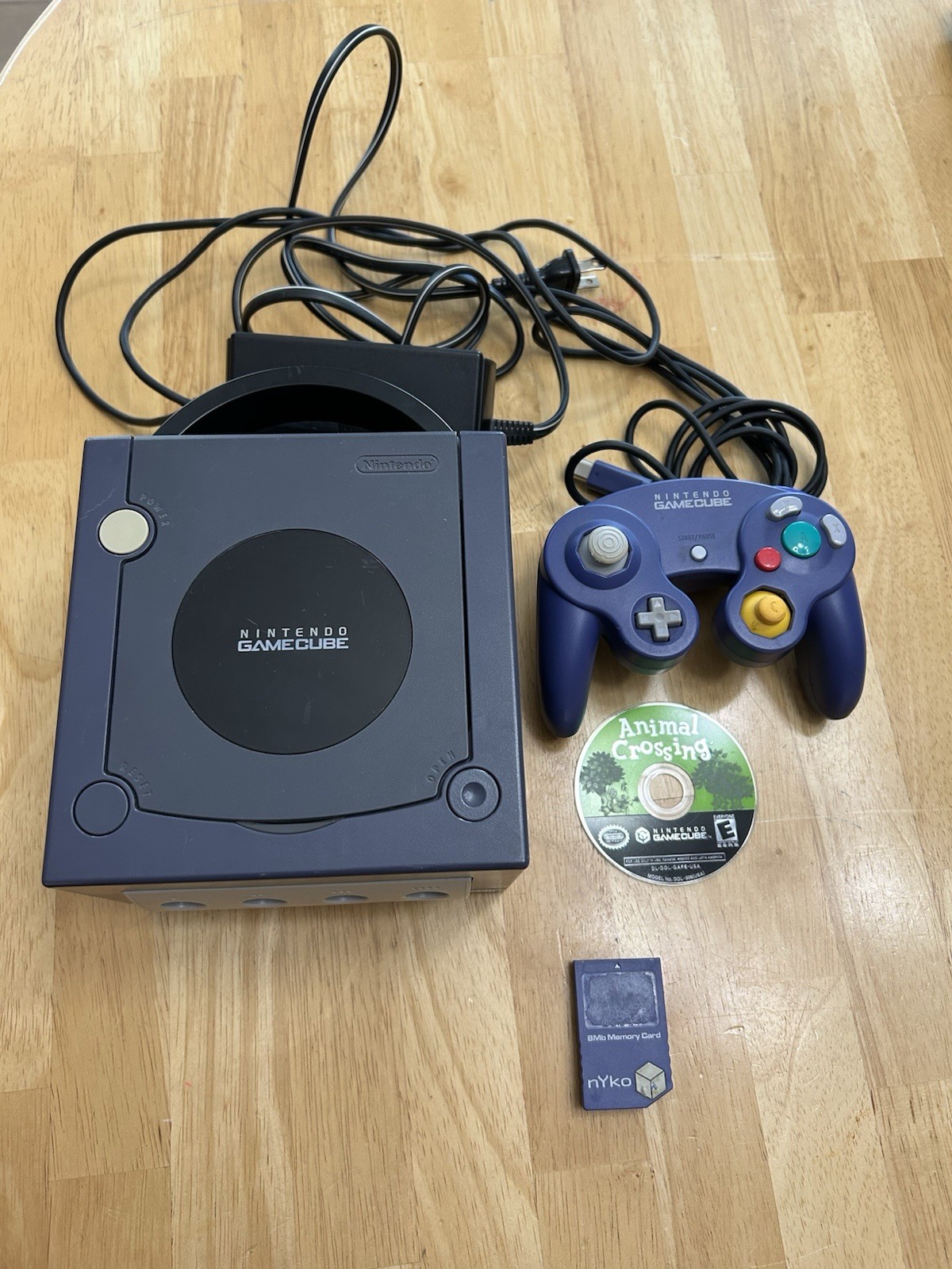 Nintendo DOL-001 Gamecube Home Console – Silver