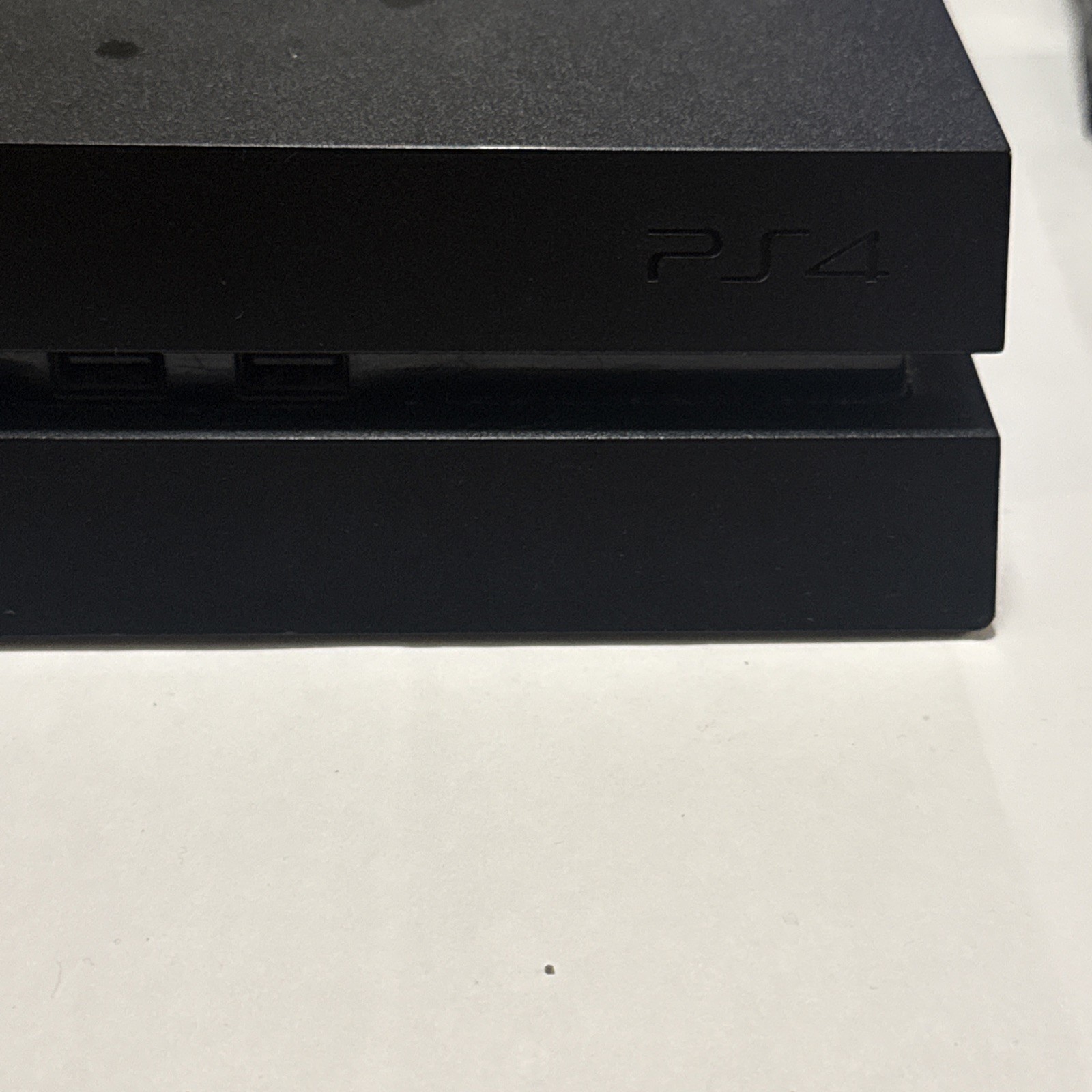 Sony PlayStation 4 PS4 Console Game System CUH-1001A w/ Cords
