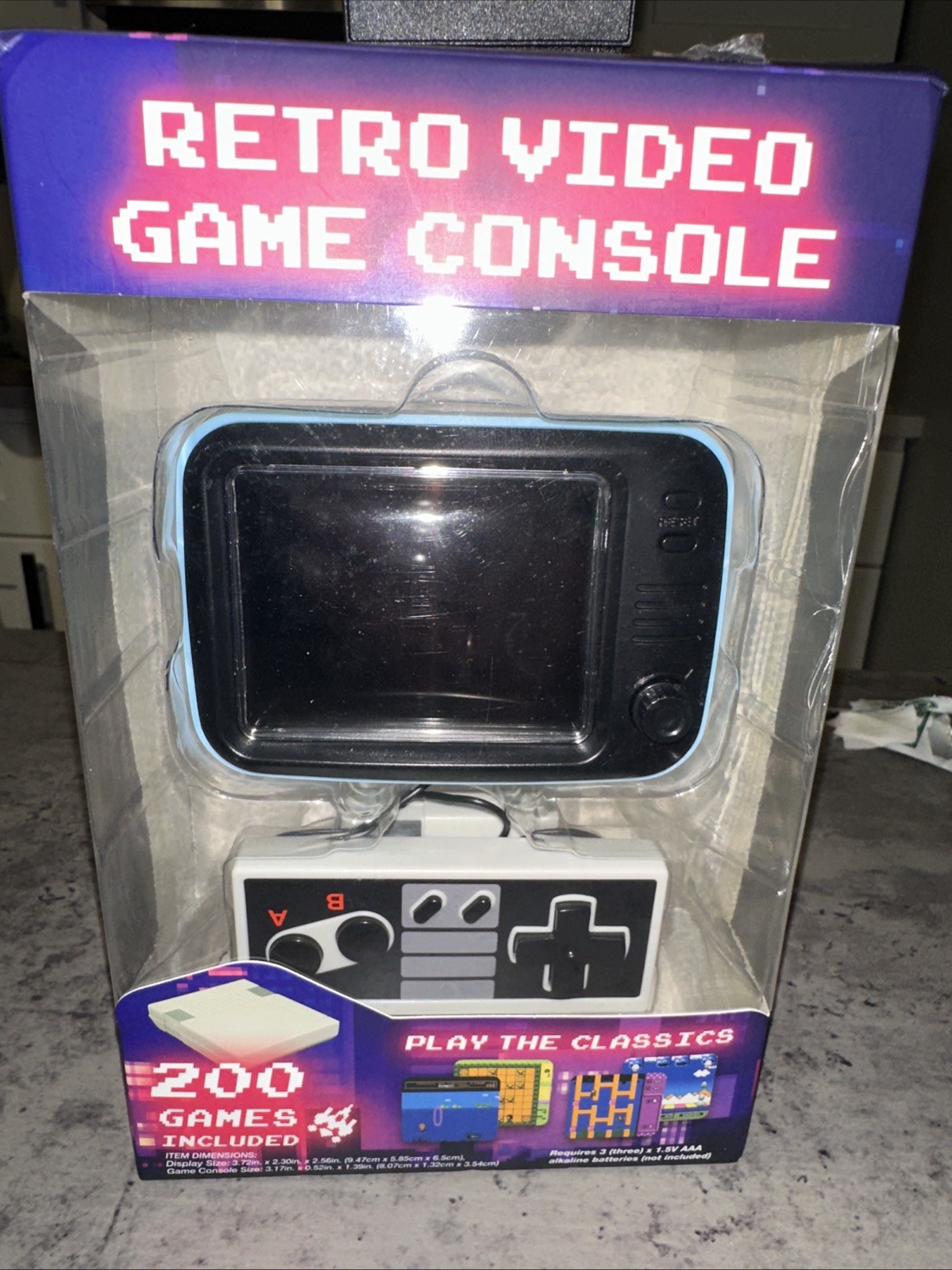 Vivitar Retro Mini Video Game Console 200 Games Included Mini TV Remote New