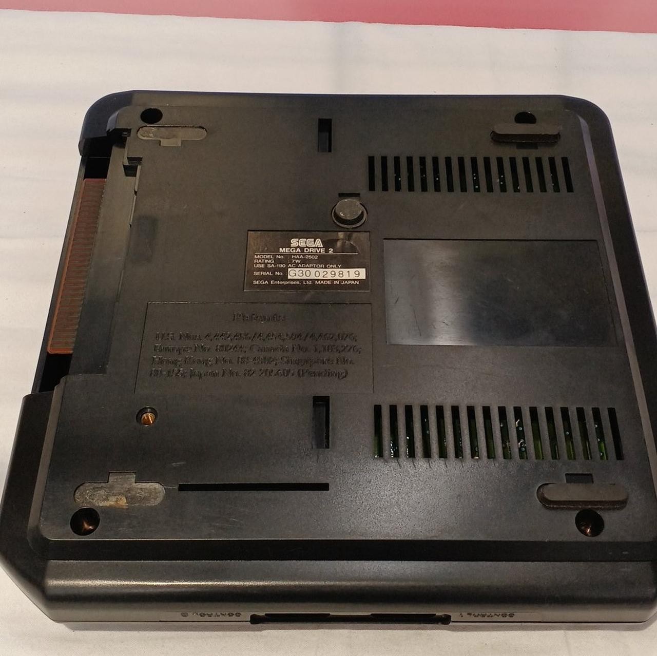 SEGA MEGA DRIVE 2 Console System Controller HAA-2502 1993 JUNK For Parts