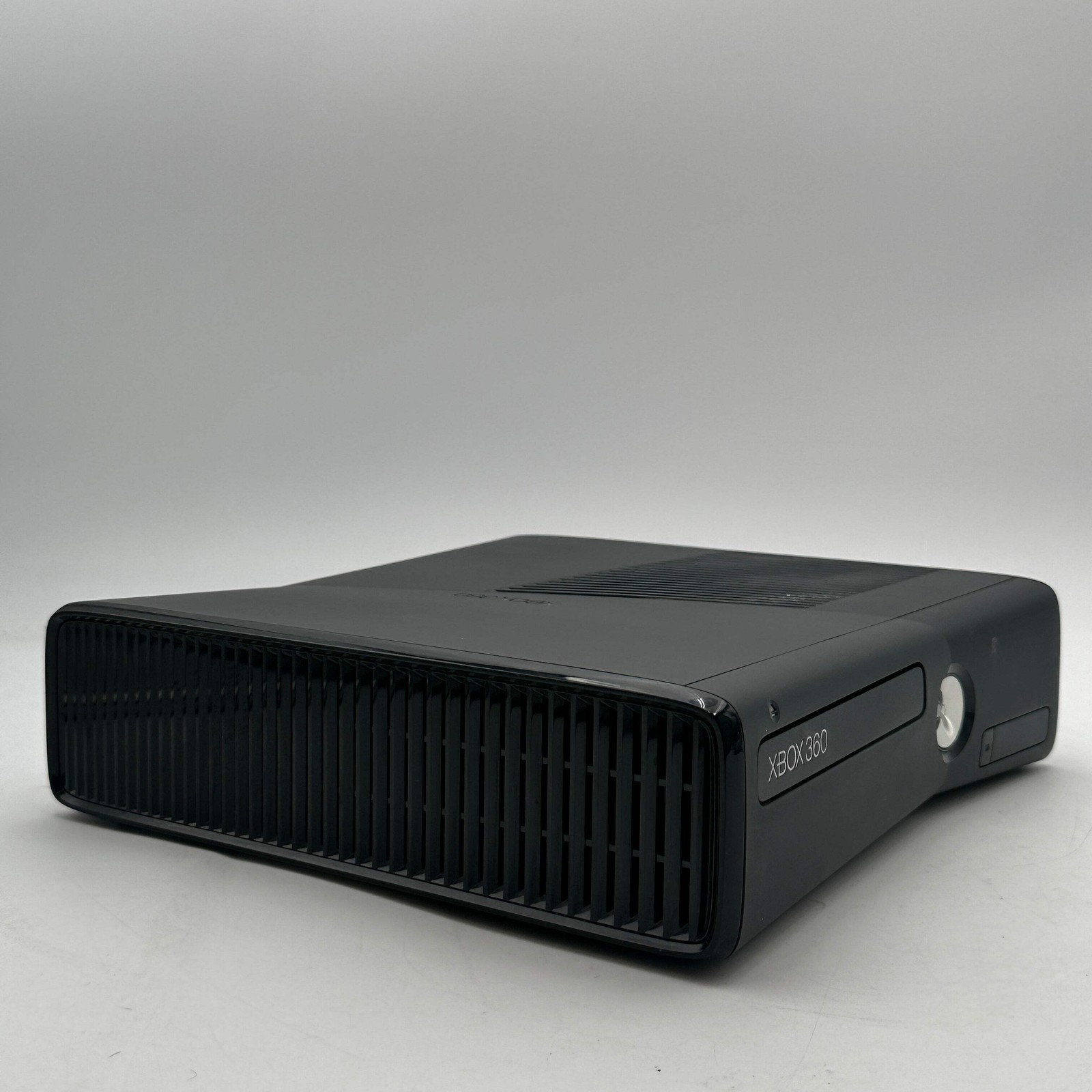 Microsoft Xbox 360 S (1439) 2010 Black