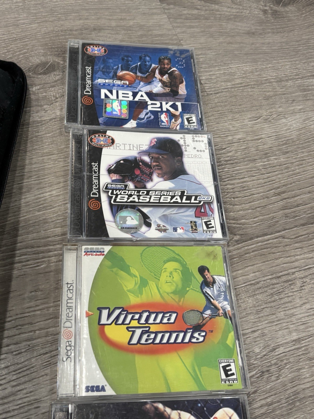 Vintage Sega Dreamcast Bundle HKT-3020 Carrying Case 7 Games