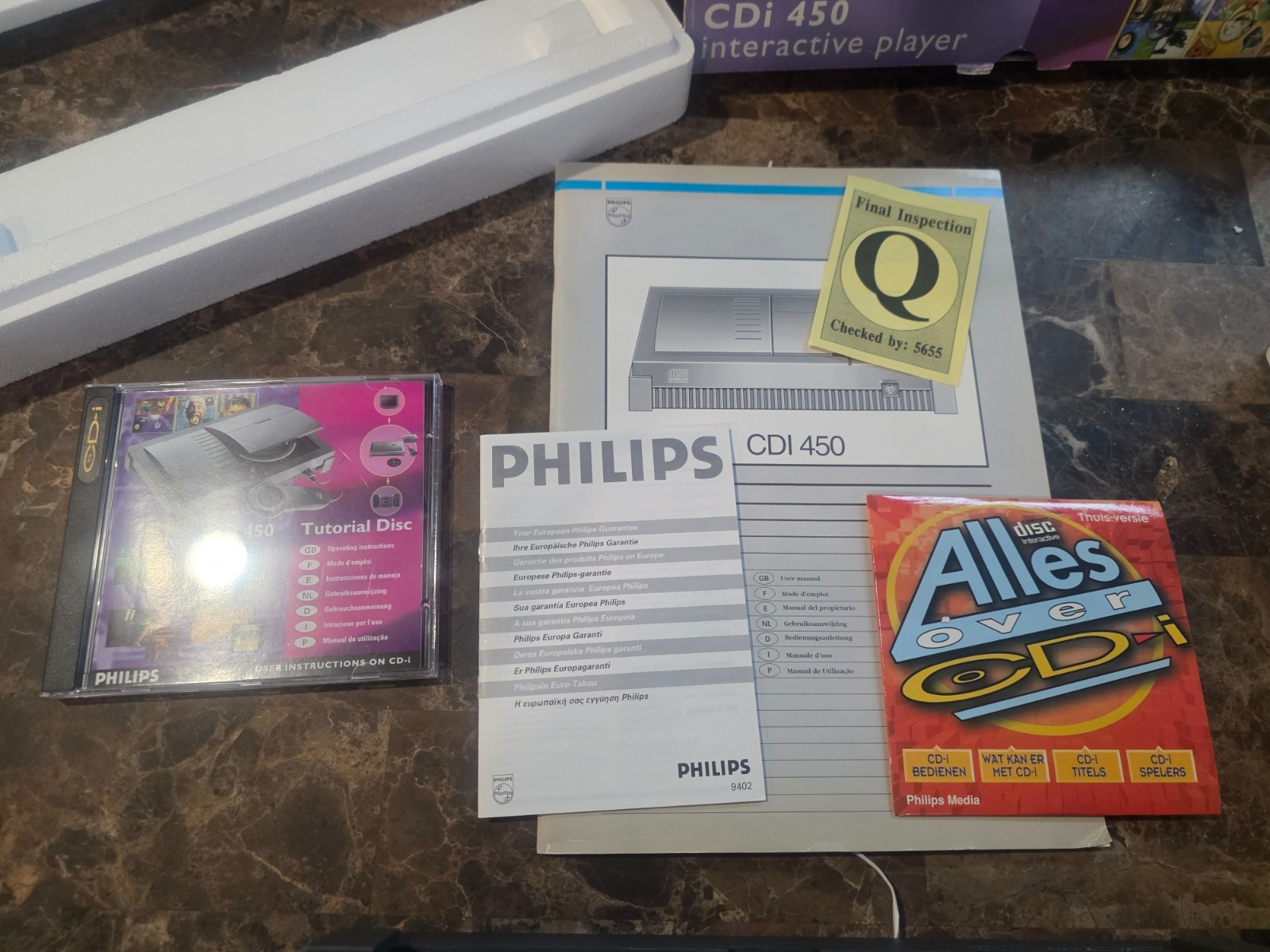 Philips 450 Model CDI (PAL) + Digital Video Cartridge + Space Ace