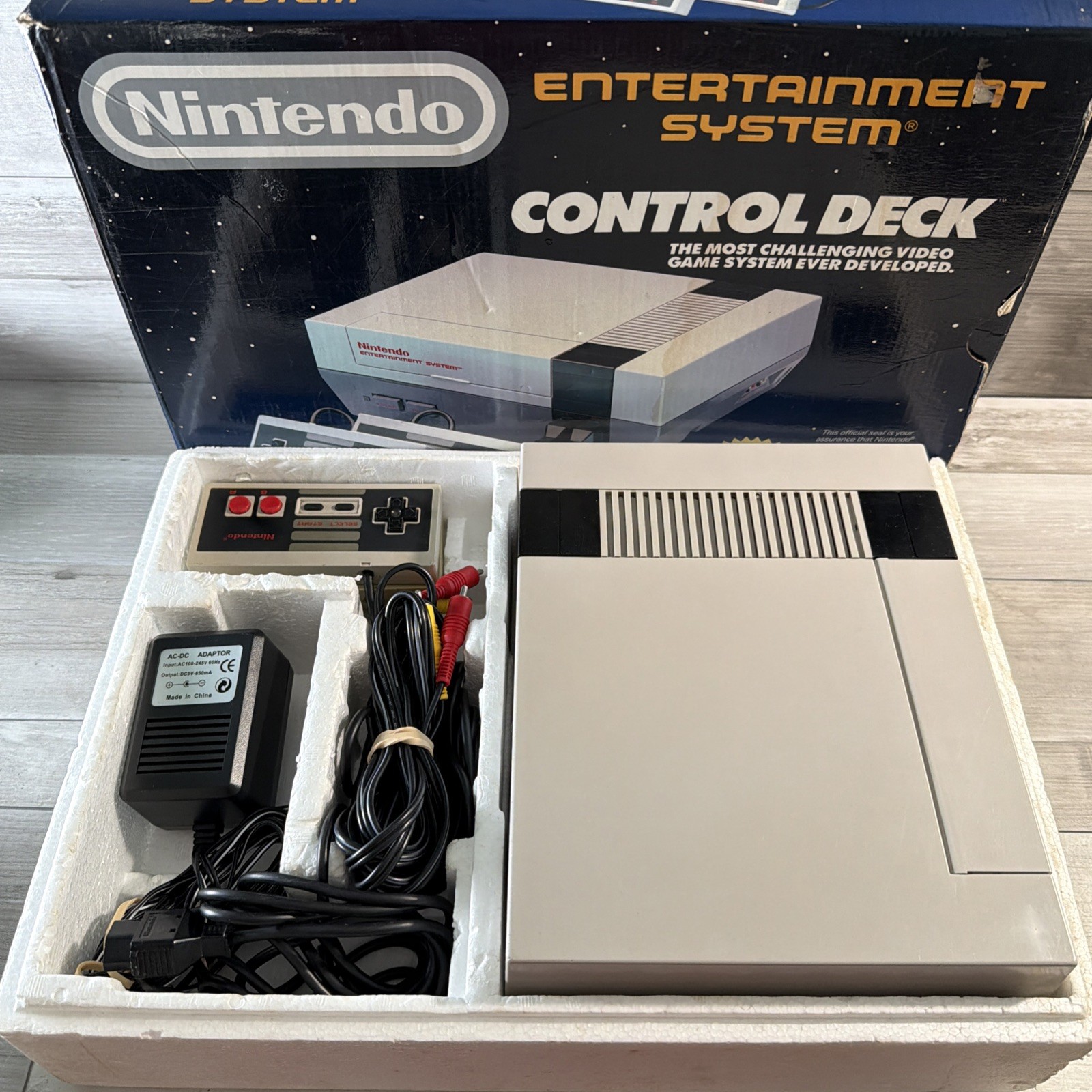 Nintendo NES Control Deck Mario Trilogy 1 2 3 Bundle In Original Box 2 Controls