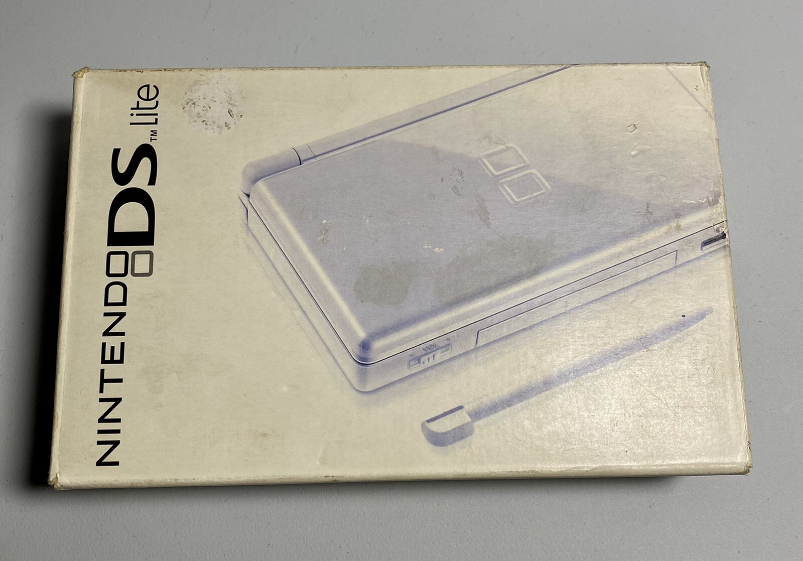 Nintendo DS Lite Handheld Console – Polar White complete In box