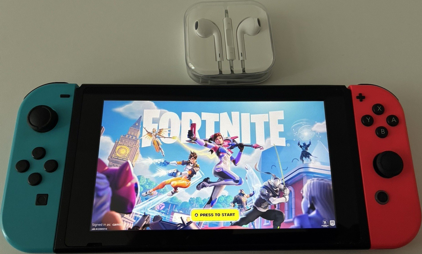 Nintendo Switch Handheld Console System Red/Blue Joy-Con Black Headphone Jack