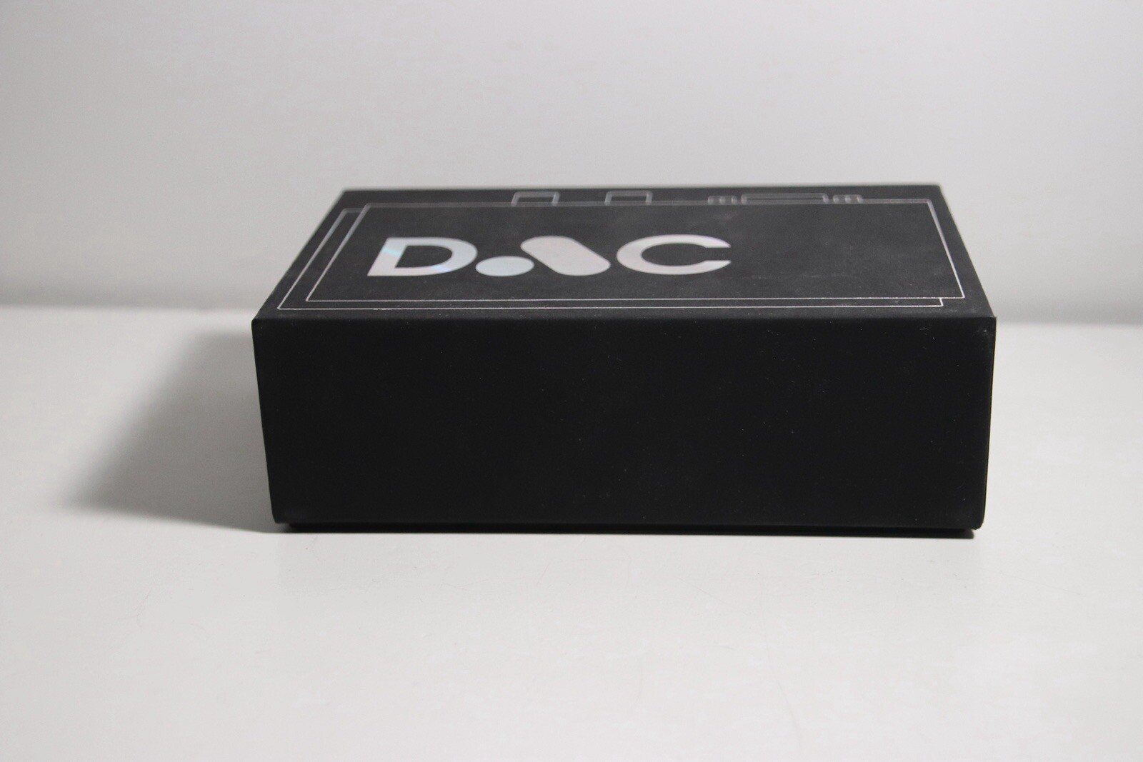 Analogue DAC AV Accessory for Super NT & Mega SG CRT Hookup – New Open Box